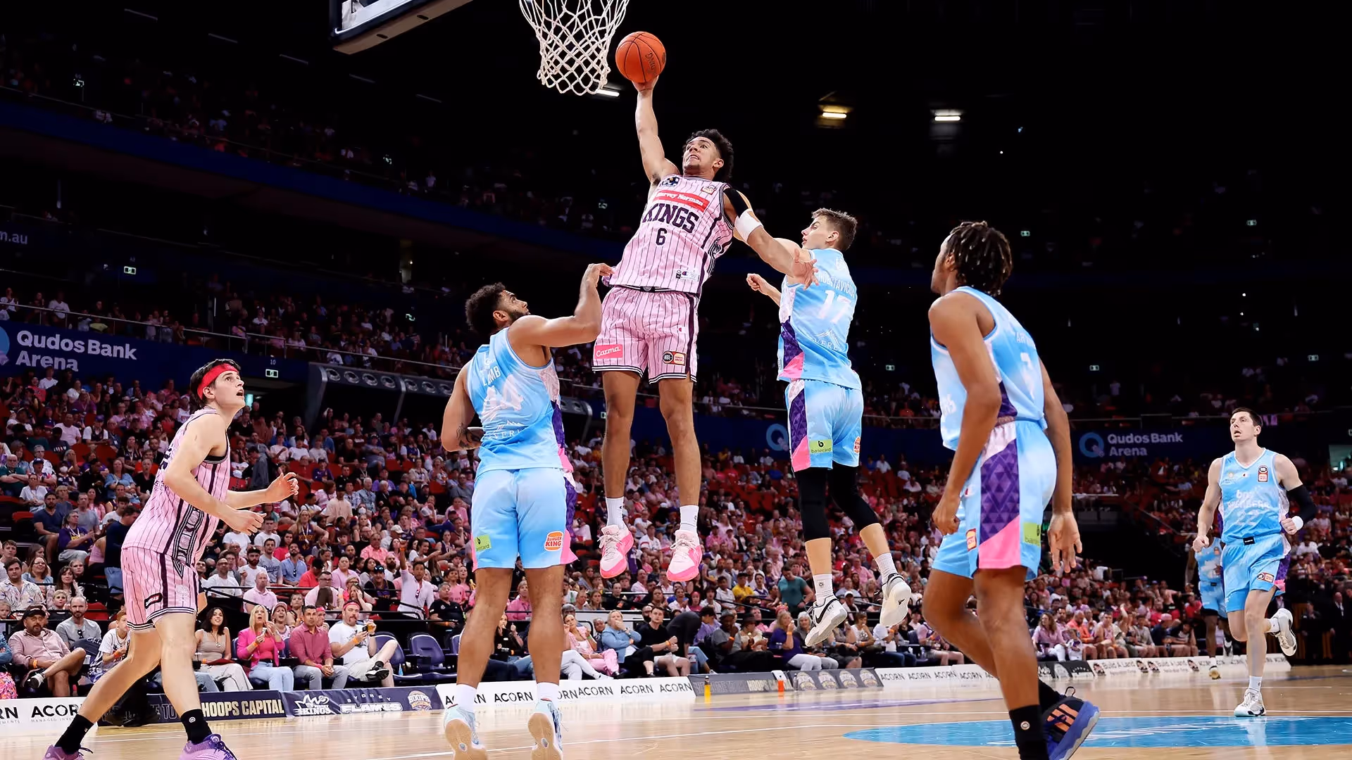 Kings bounce back against NZ to keep title hopes alive