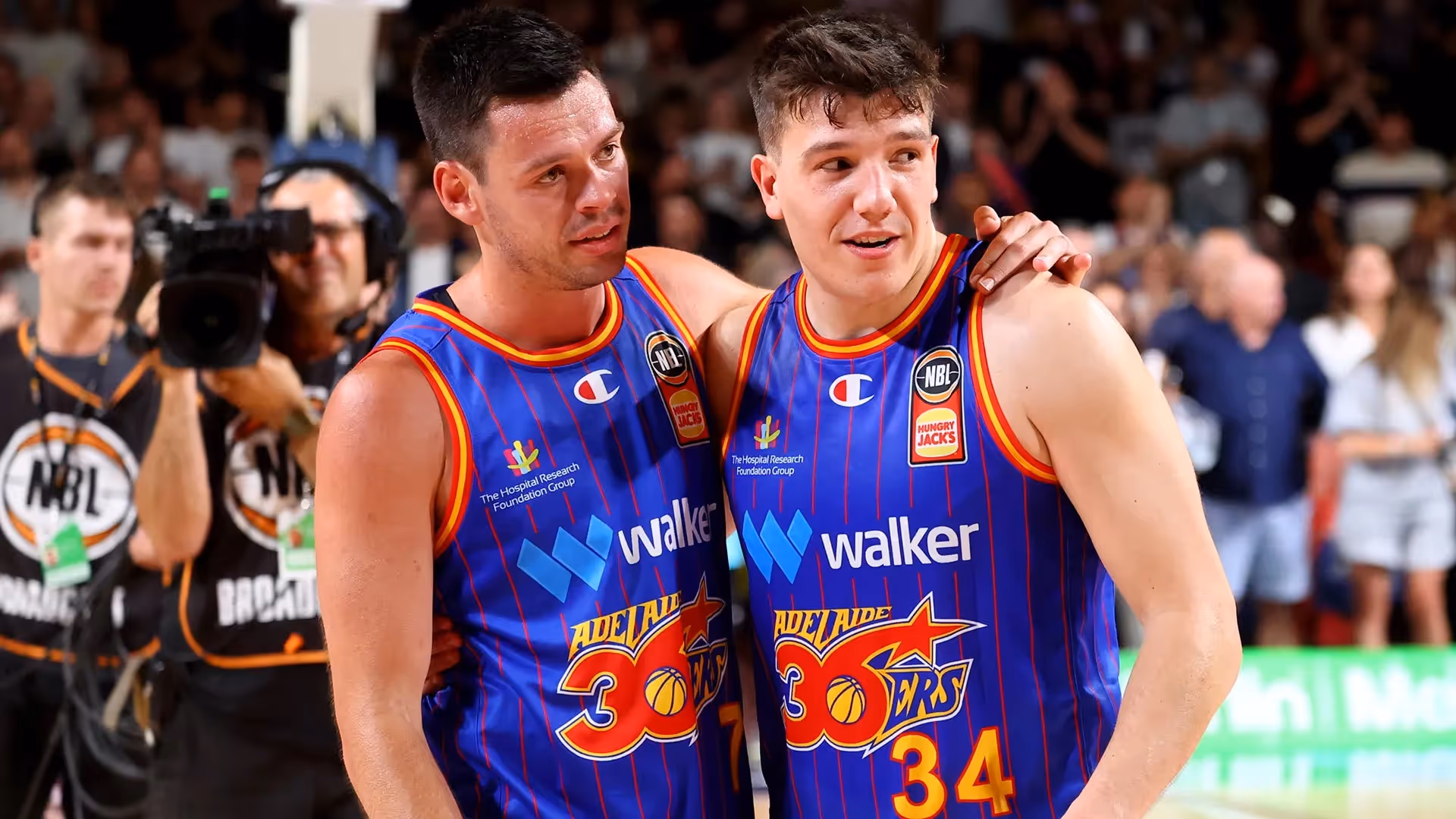 Record crowd rejoice as Sixers shock leaders United