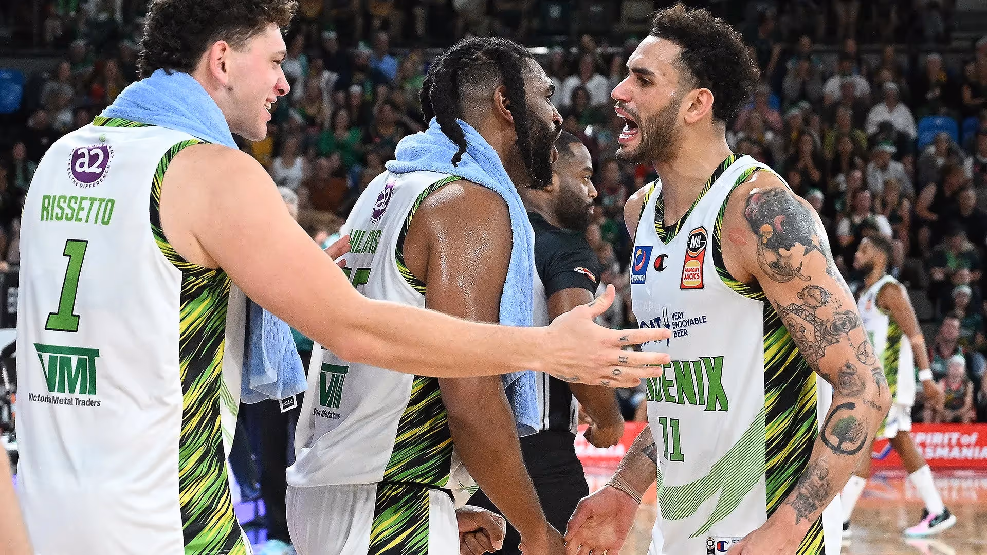 Gutsy Phoenix defy the odds to beat JackJumpers