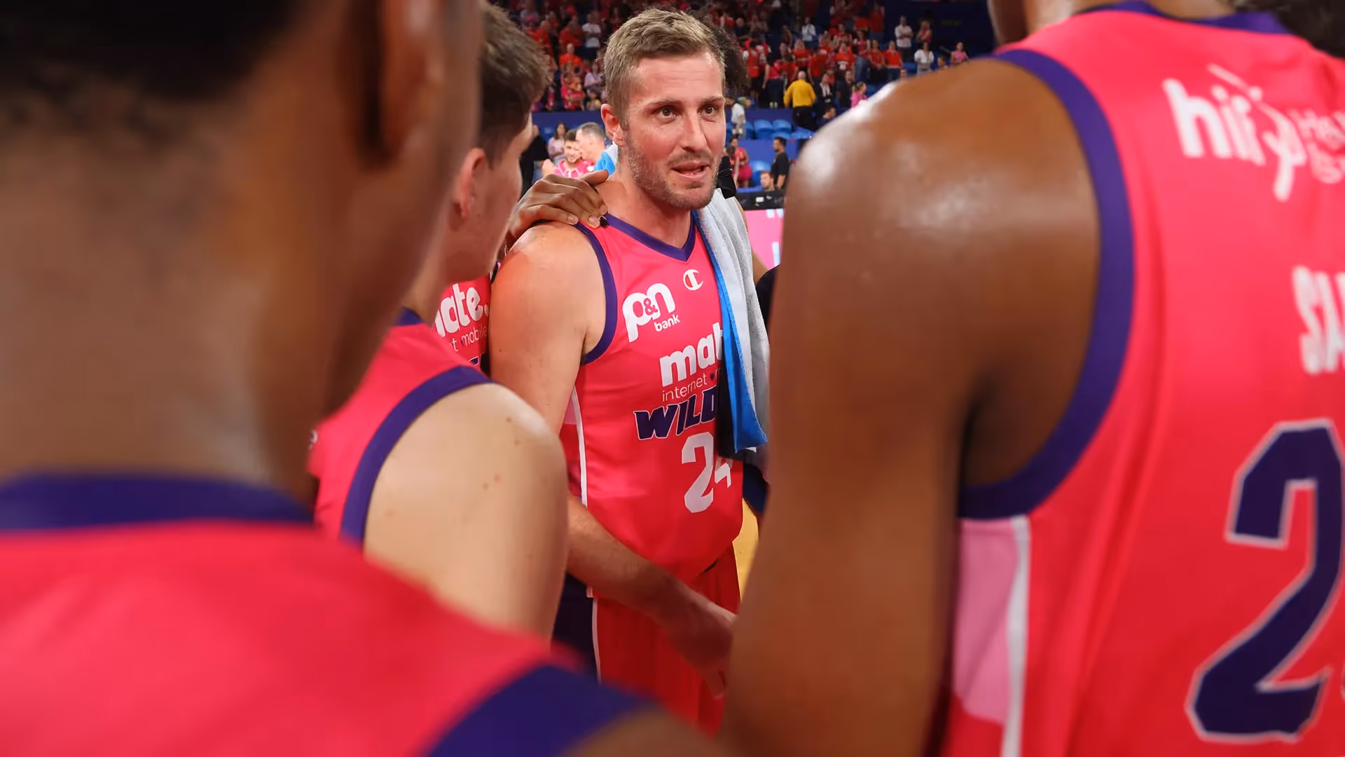 Hawks "threw the first punch": Wagstaff
