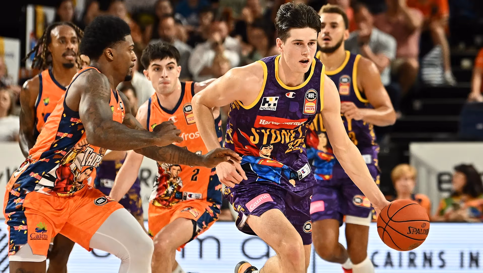 Kings edge Taipans in bizarre NBL thriller