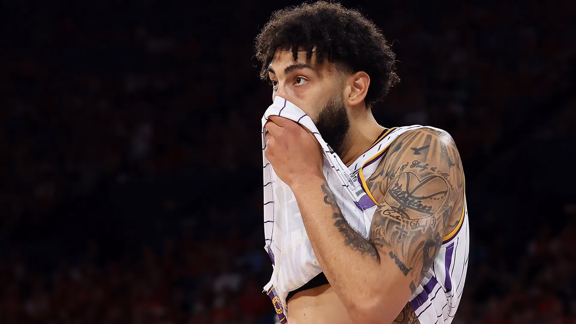 Kings' reign on "shaky" ground