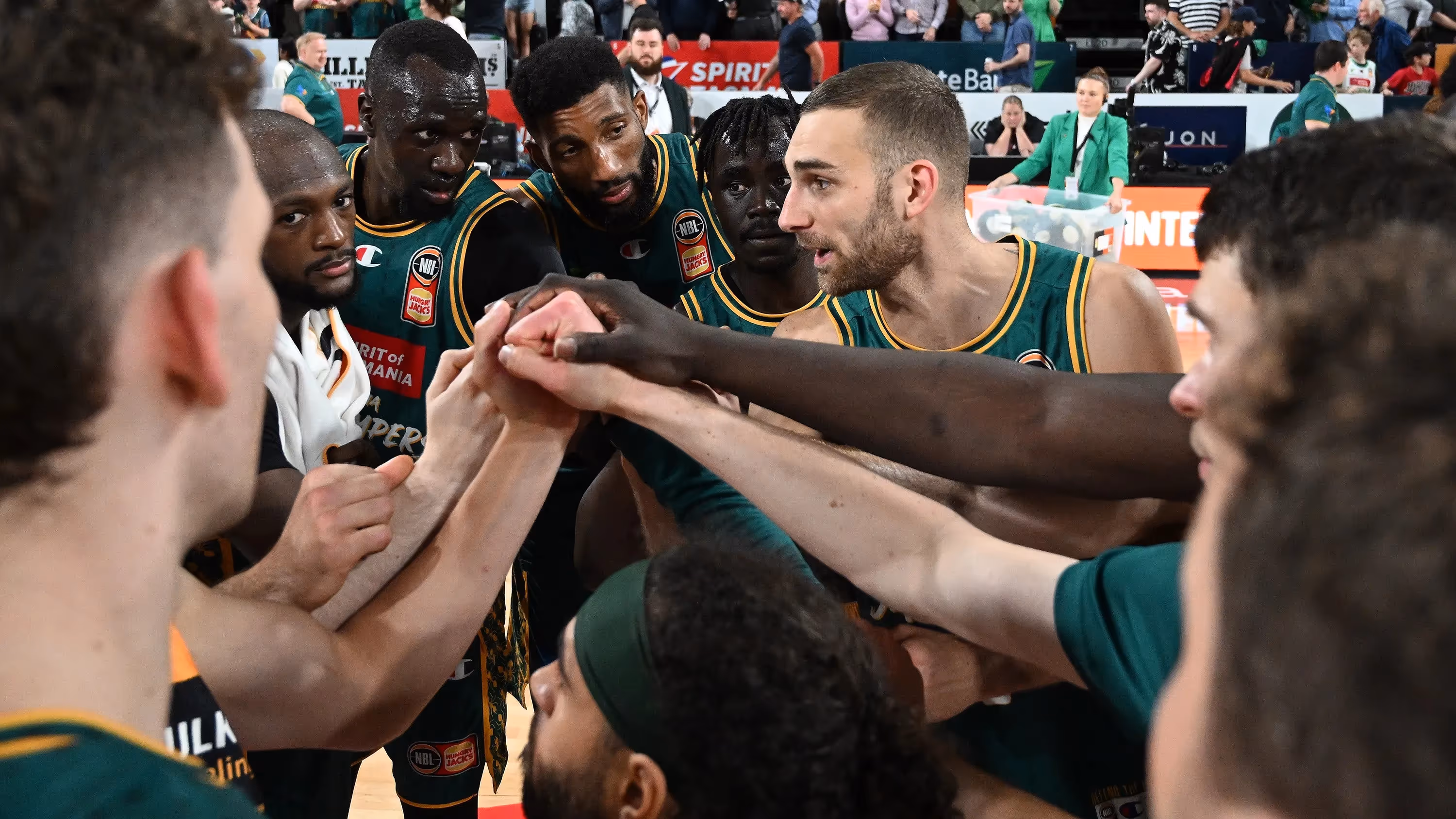 Tasmania picks up biggest season win with 36ers thrashing