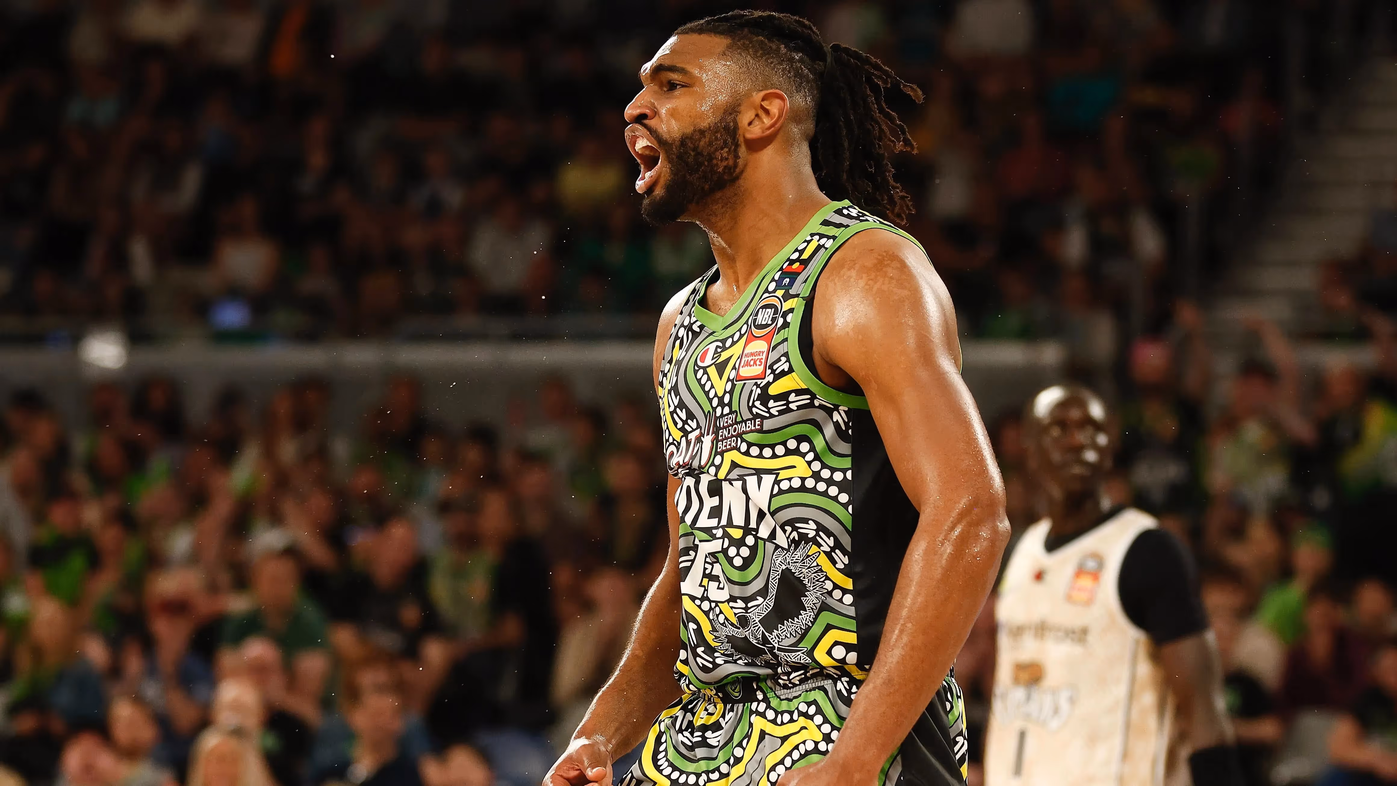 Alan Williams stars as Phoenix beat Taipans