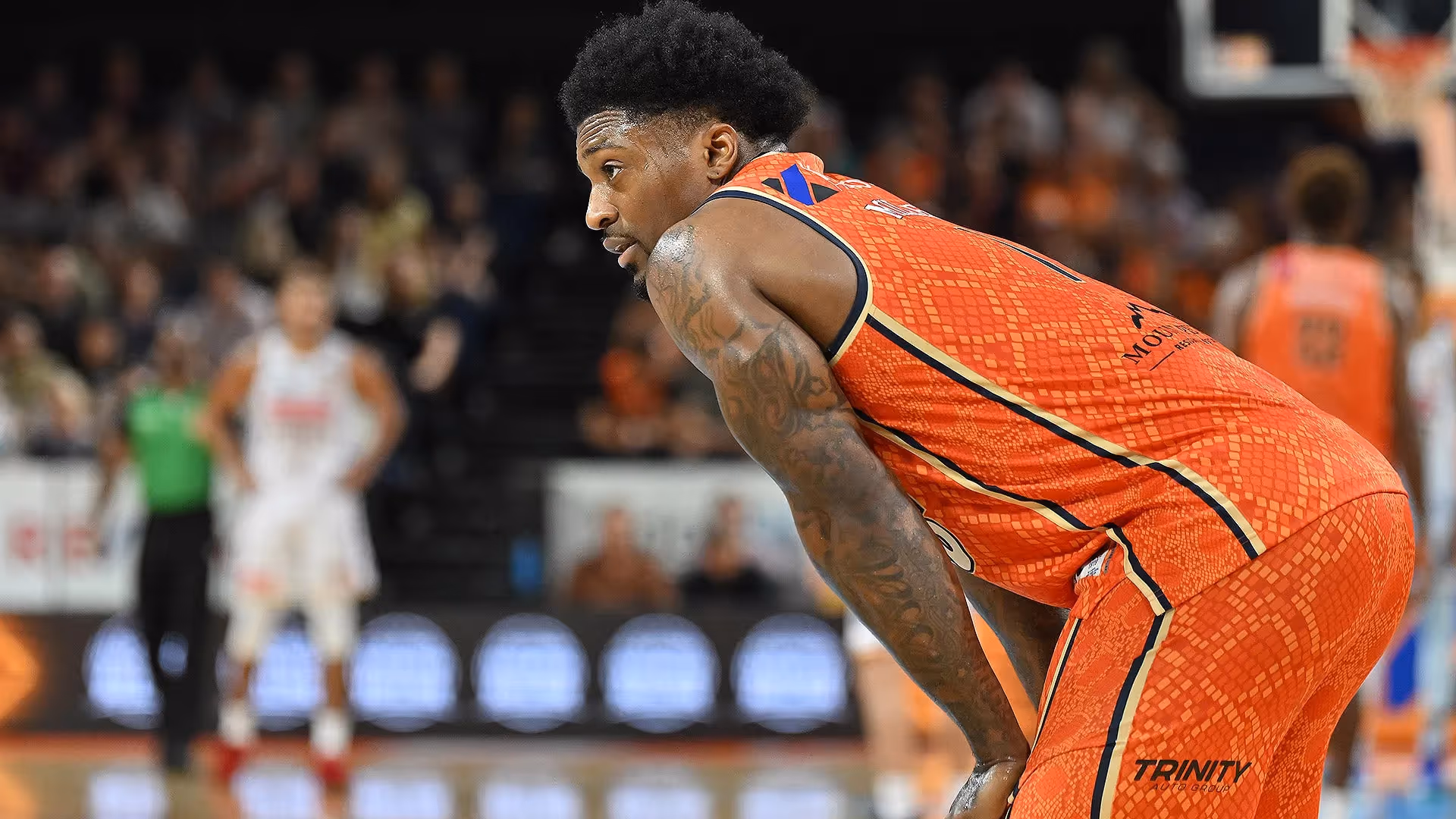 Star import's injury mars Taipans' win over Kings