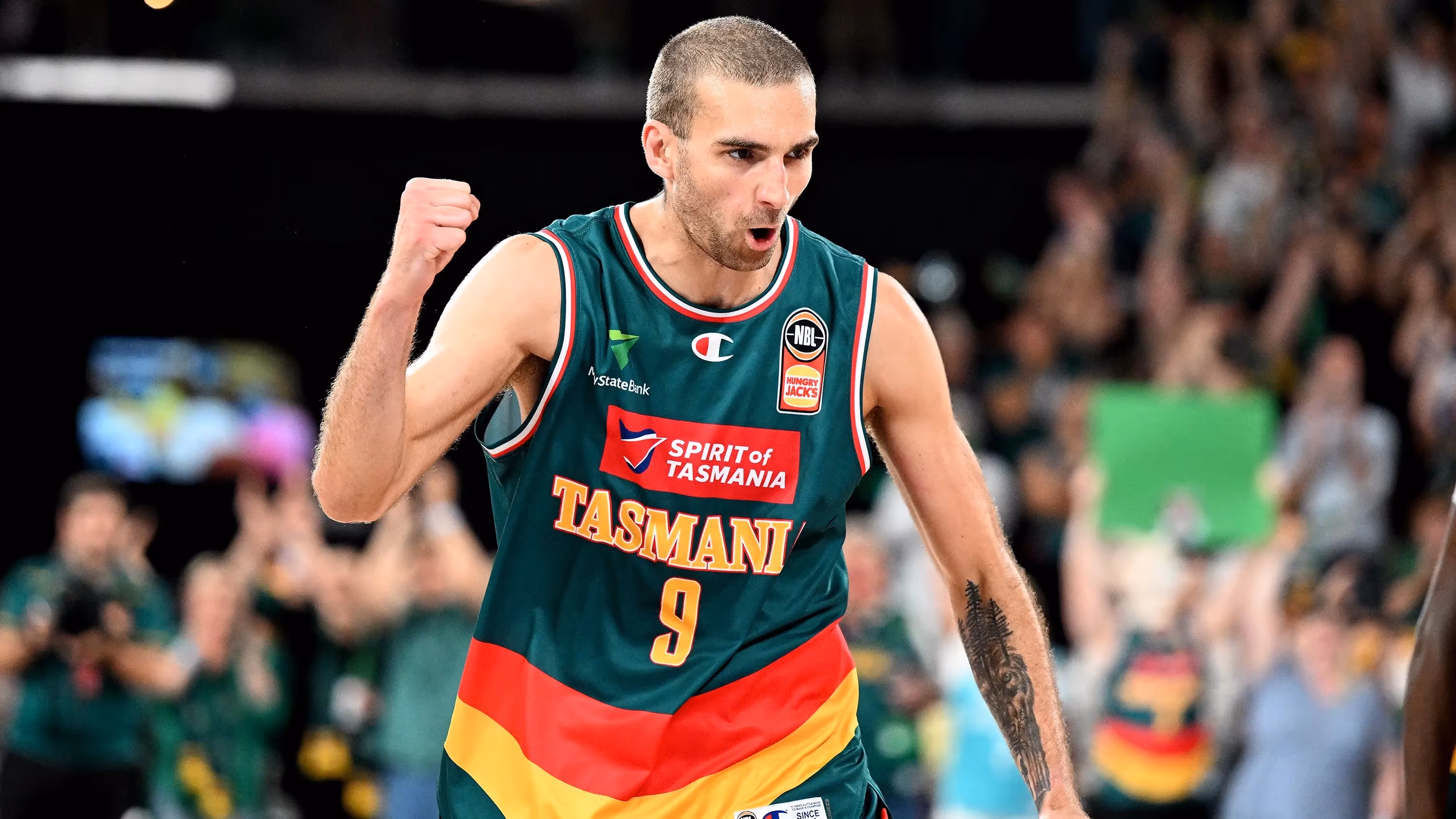 Legends Praise Tassie Build
