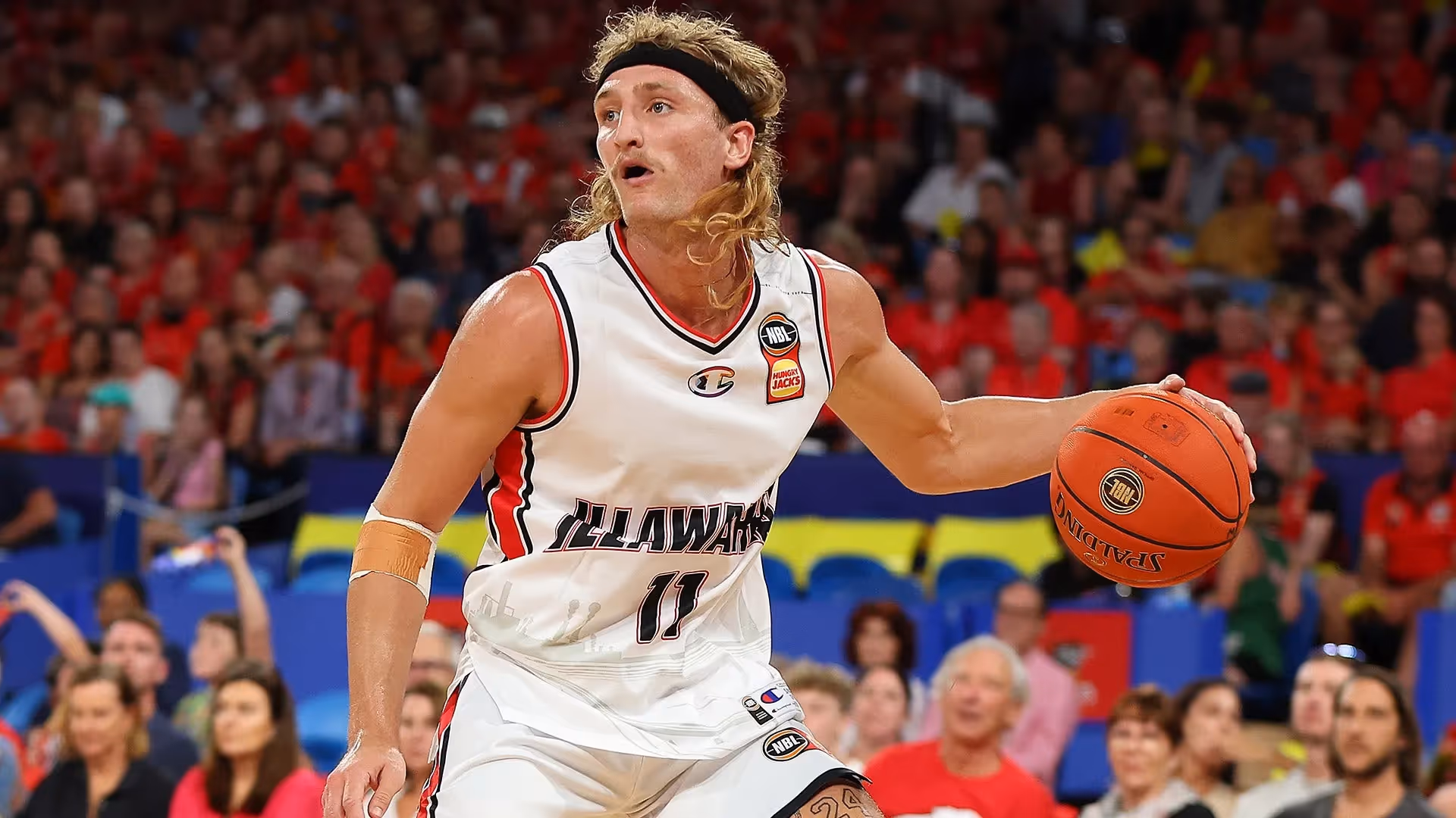 Hawk Grida Signs New Deal