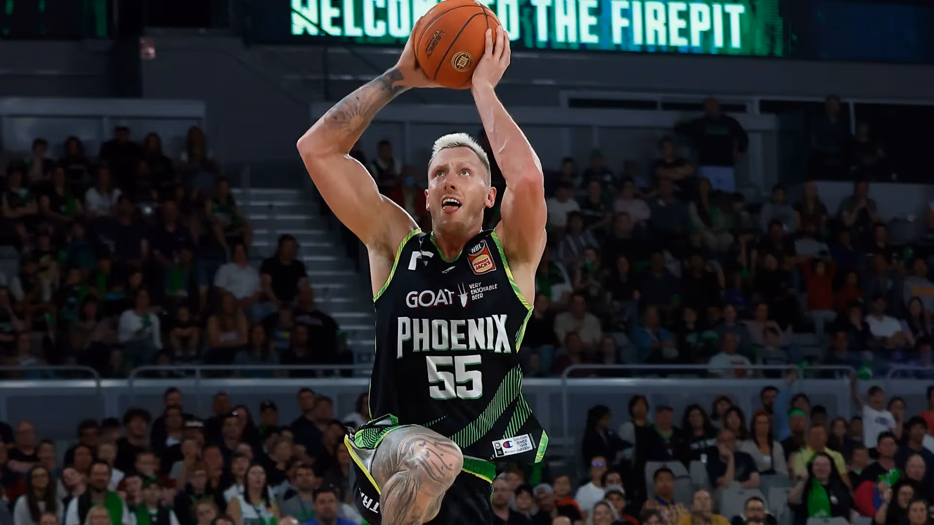 Williams, Creek Fire as Phoenix Thrash Hawks