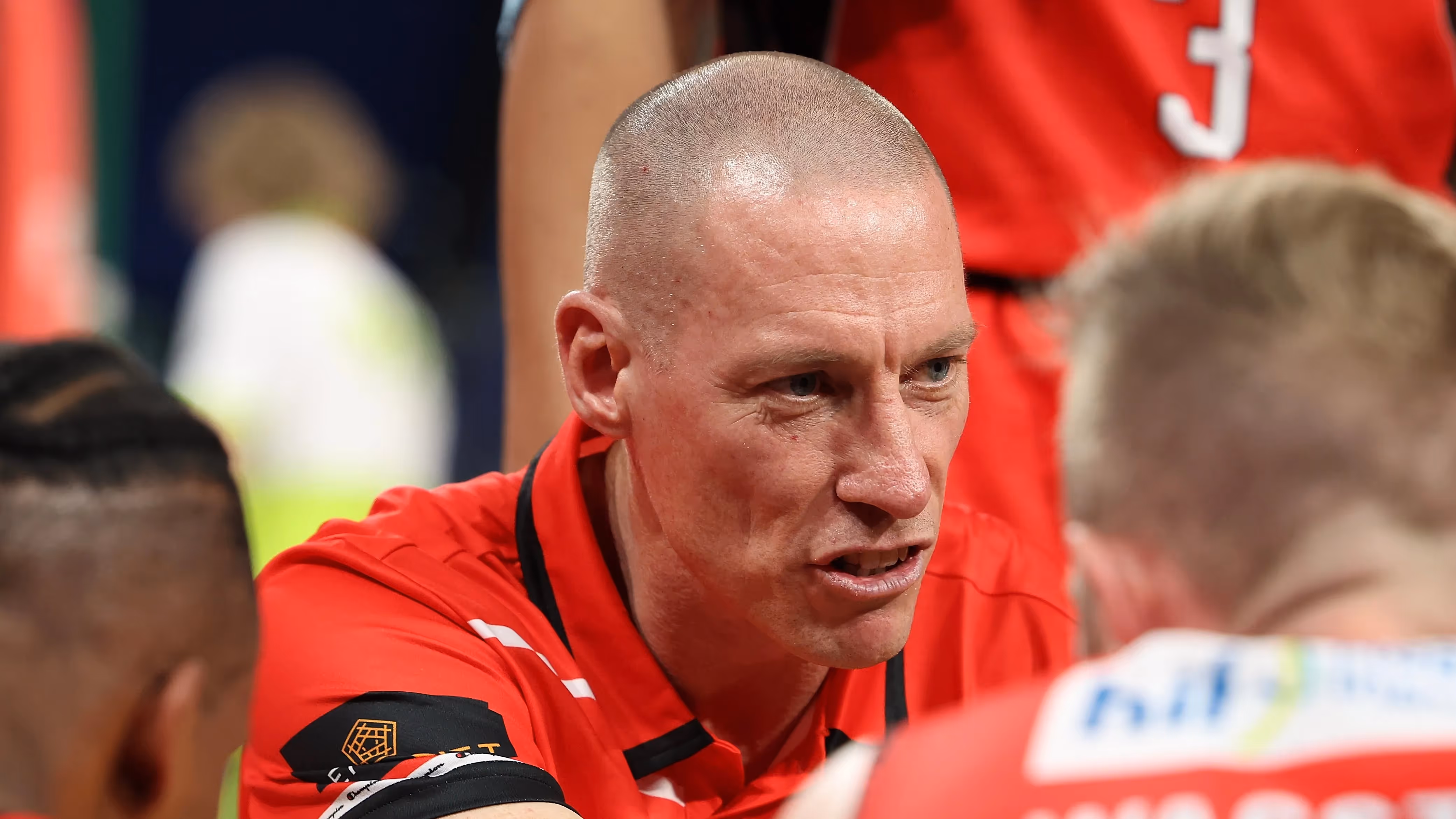 Danny Mills Urges Wildcats Fans to “Stick With Us"