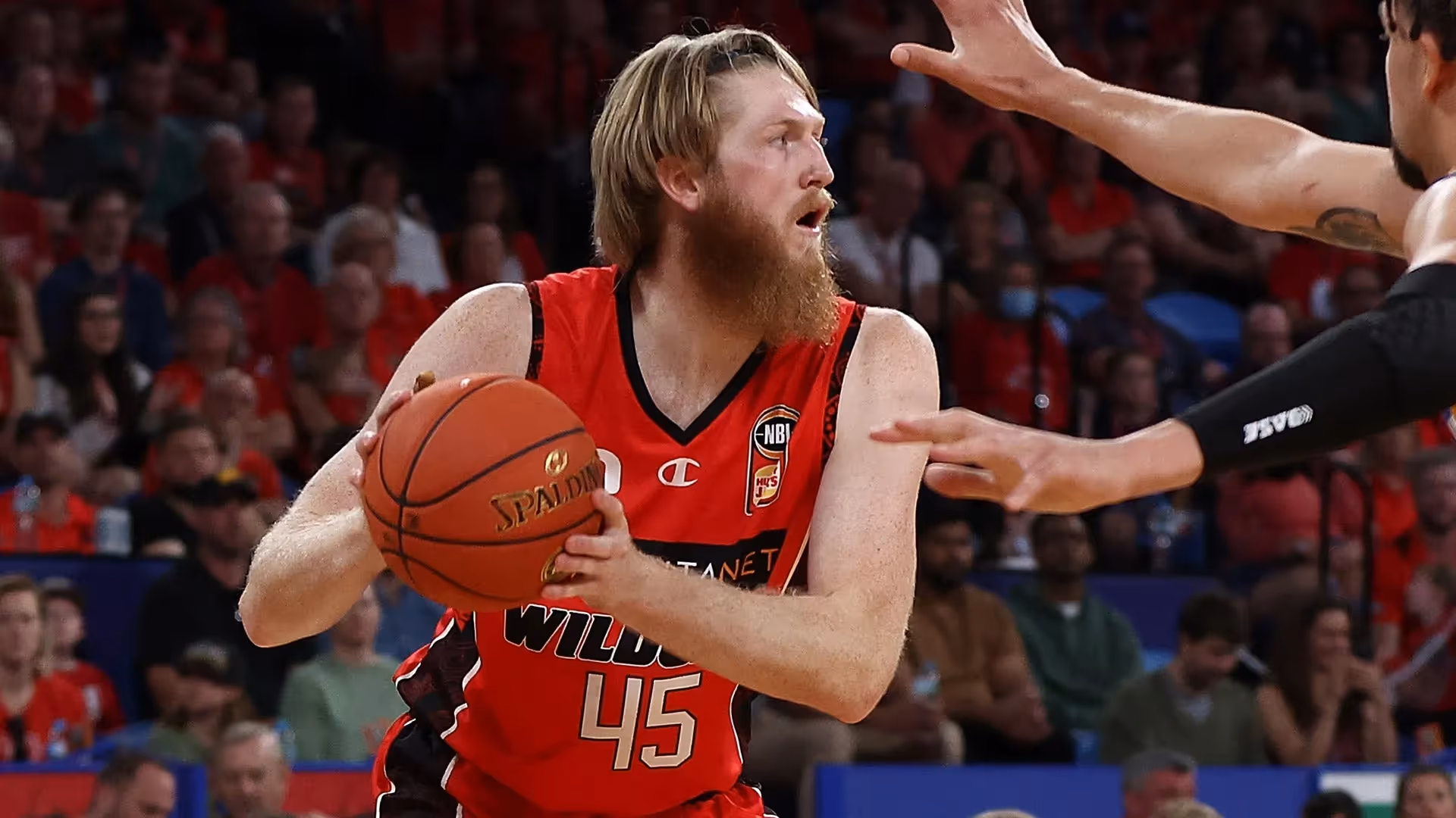 Perth Legend Backs Manek