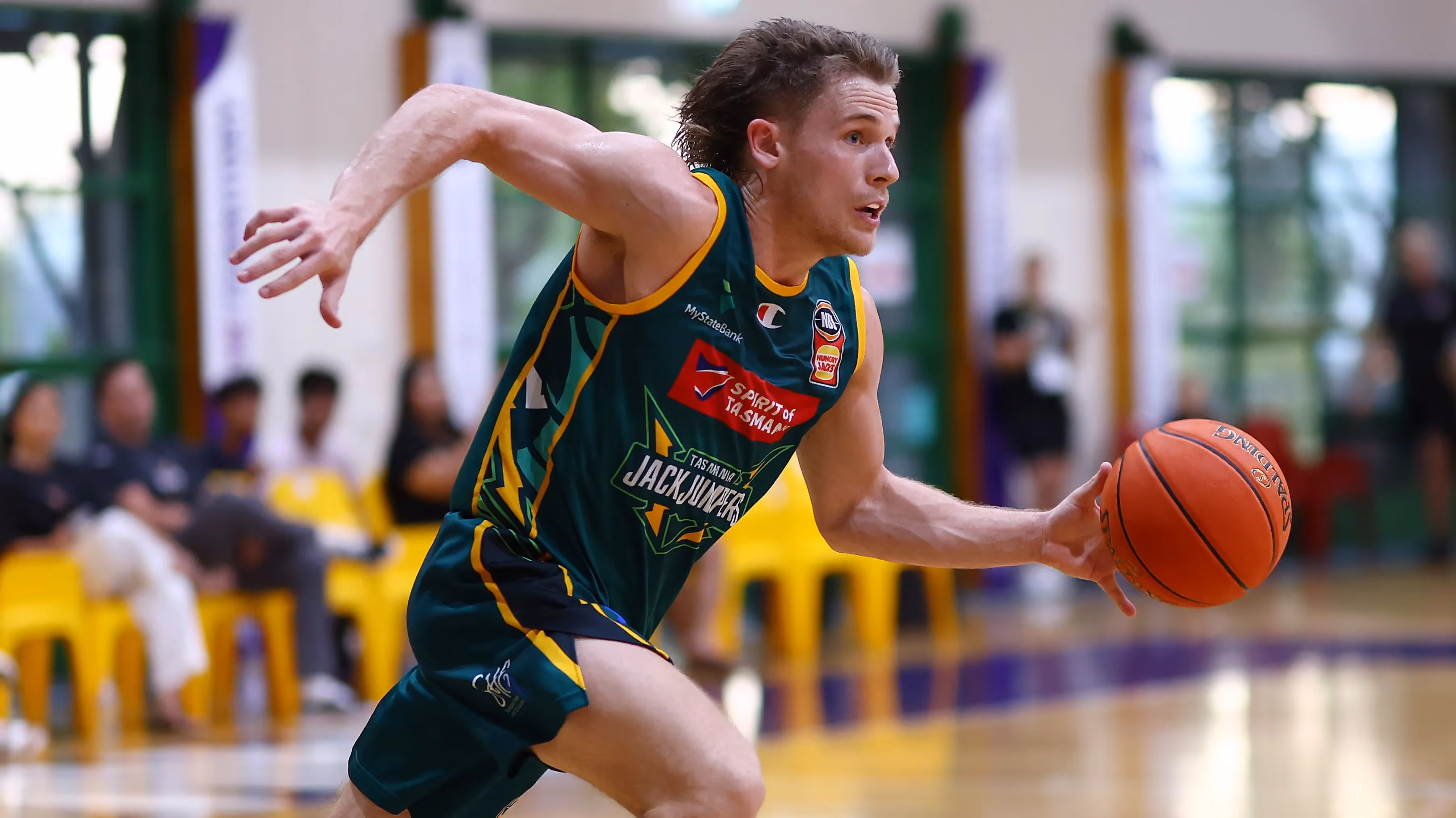 Isaac White Extends Tassie Stay