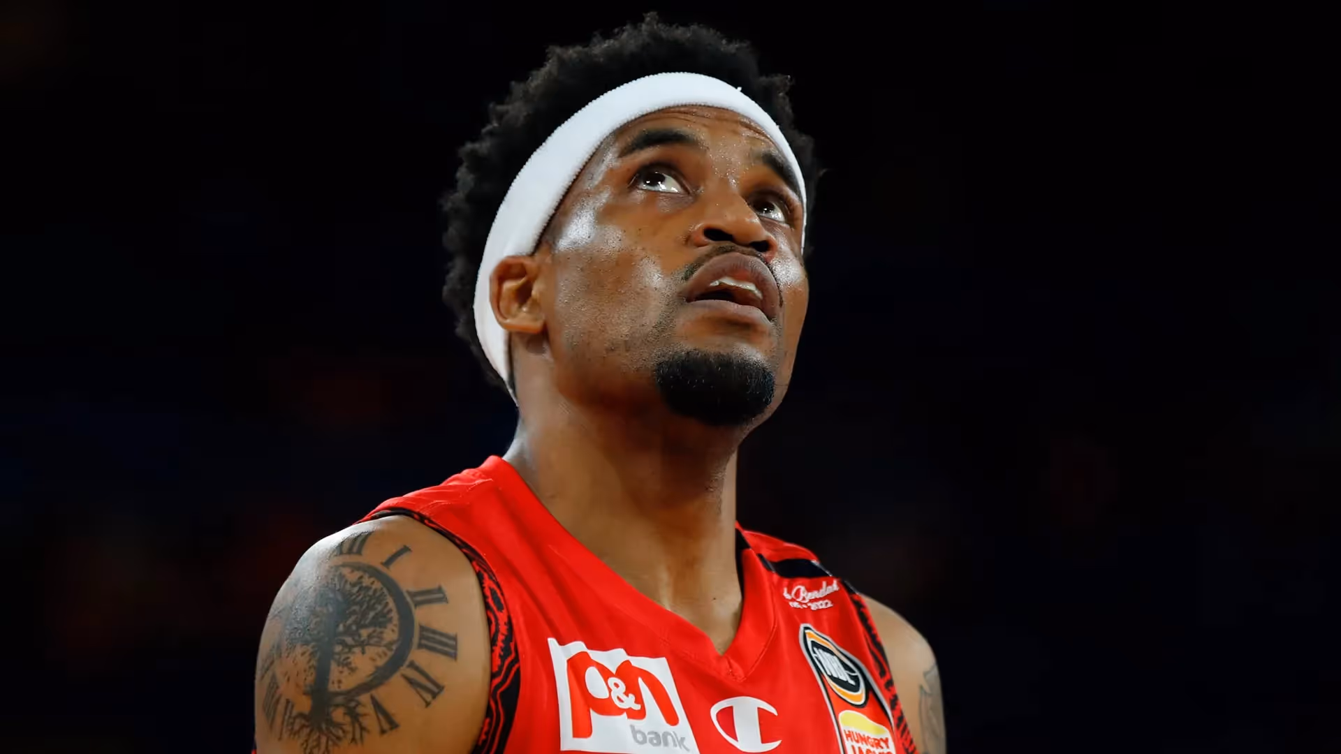 Perth Signing's Big Wrap For Cotton
