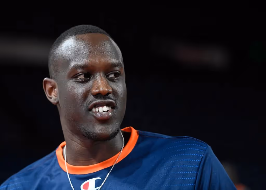 Kouat Noi Signs in Sydney