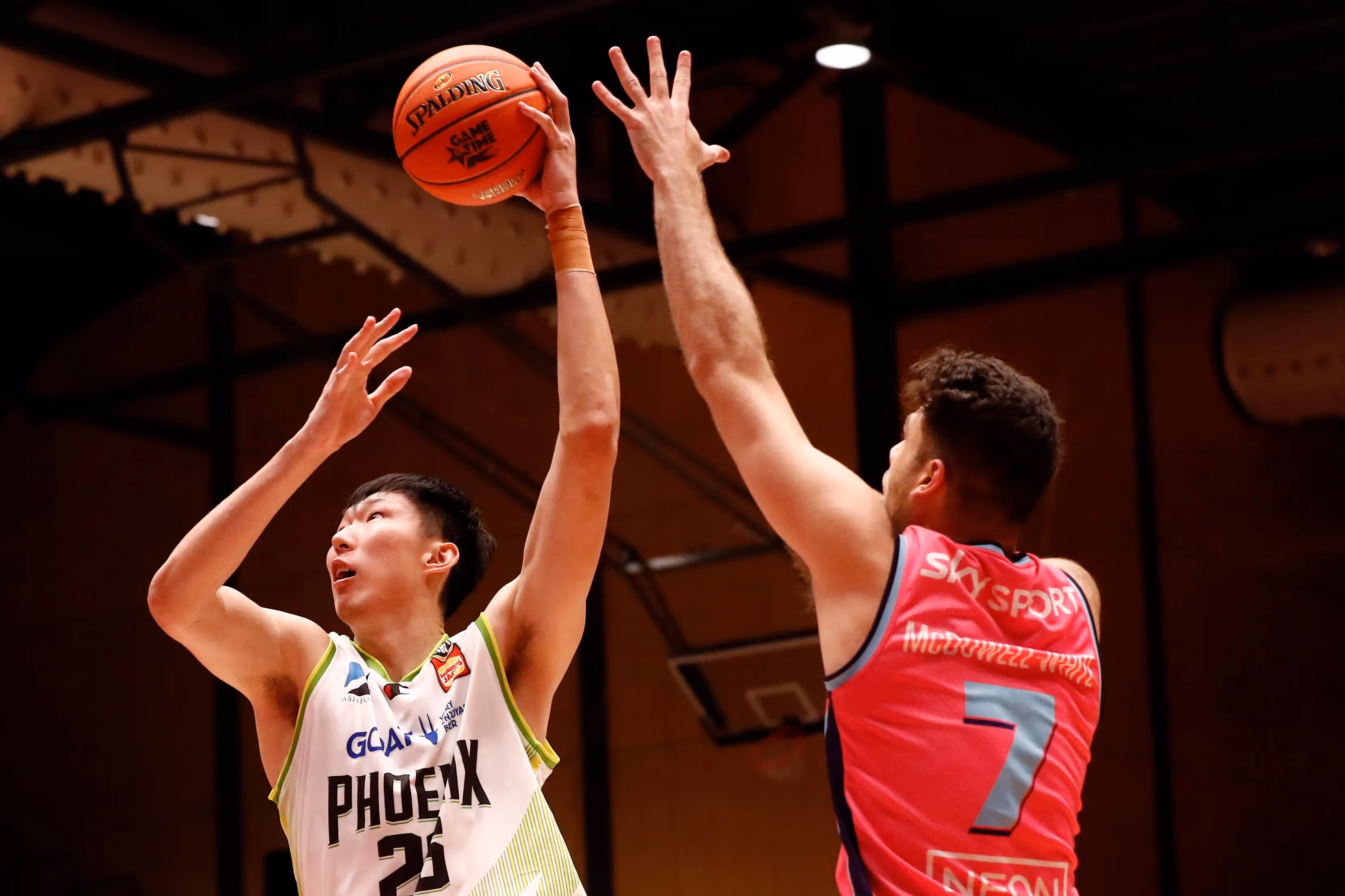 Munford, Qi Fire as Phoenix Beat Breakers in Bendigo