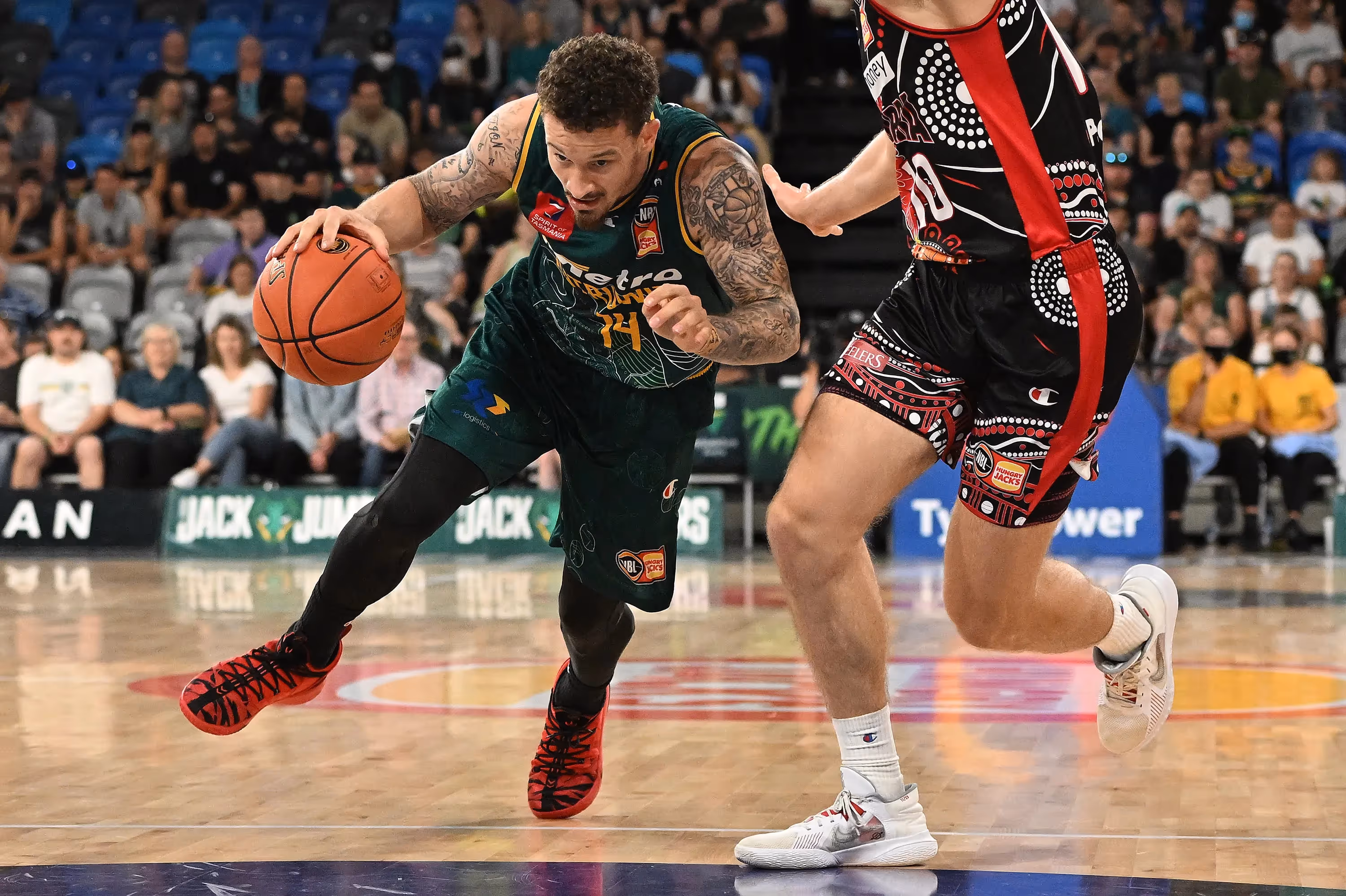 JackJumpers Survive Hawks Scare for Big Win