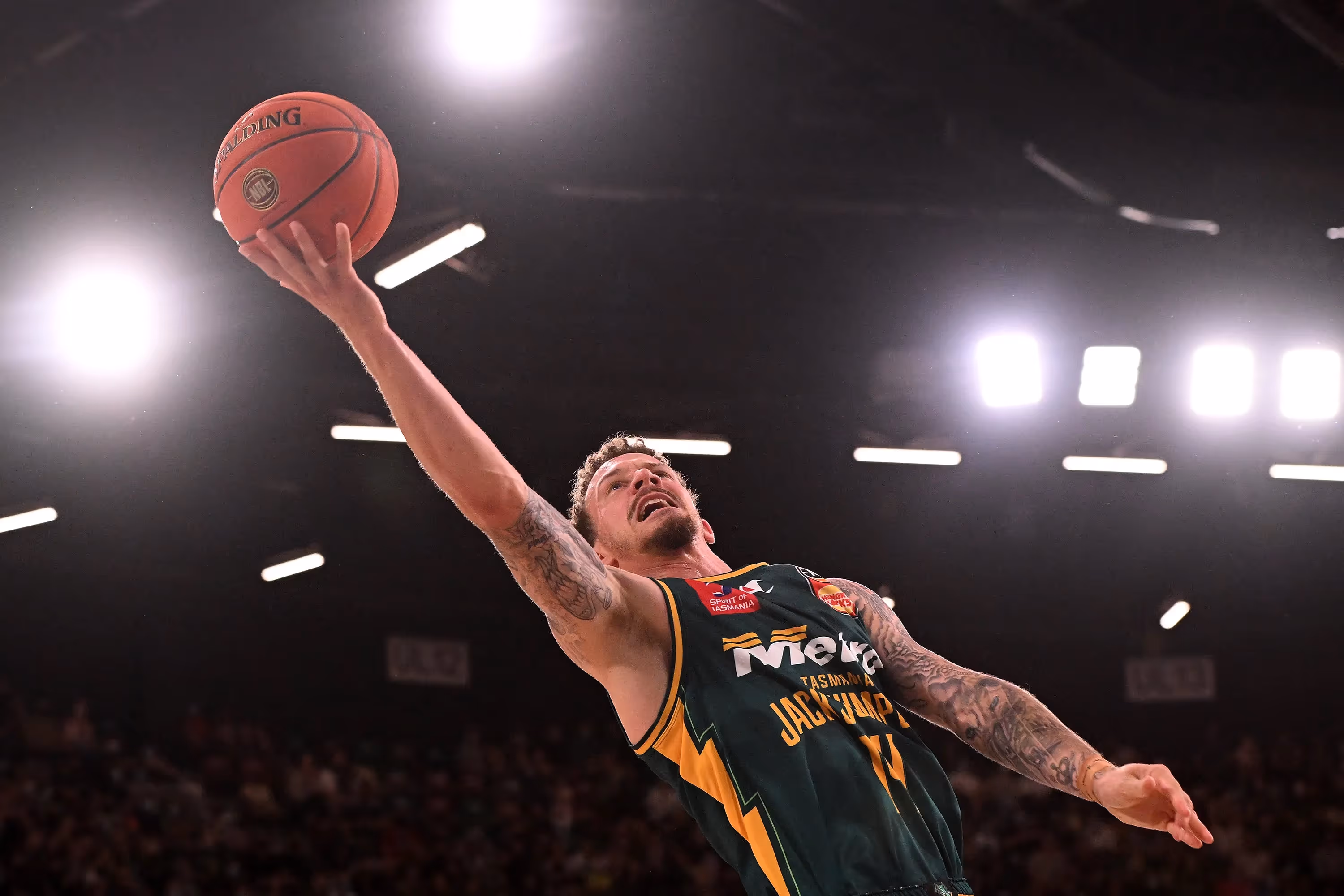 JackJumpers Show Great Heart to Overrun 36ers