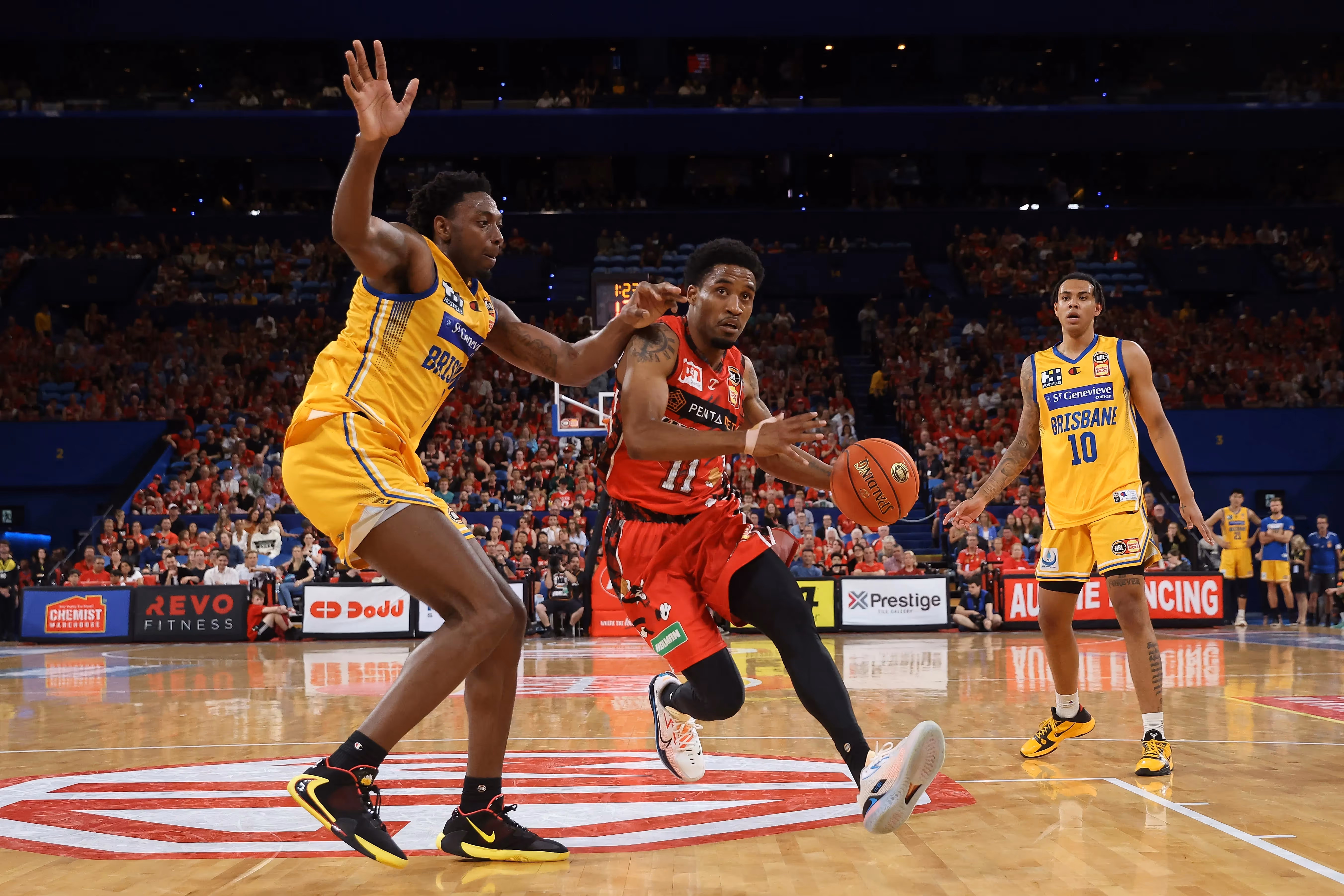 Cotton, Wagstaff Lead 'Cats to Earn Revenge on Bullets