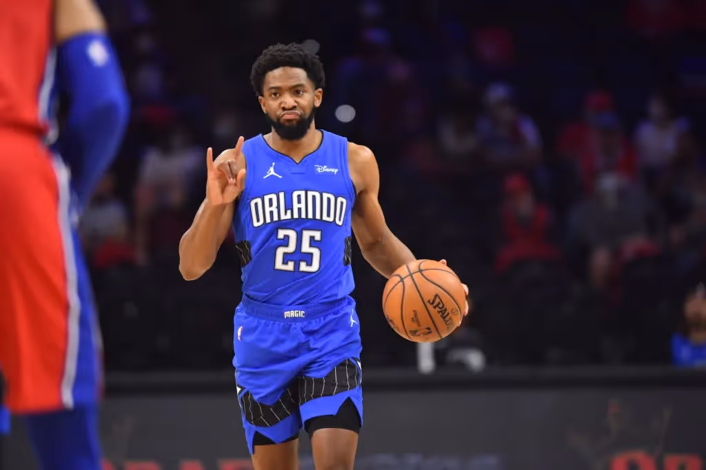 Breakers Add Experienced NBA Guard as Injury Replacement
