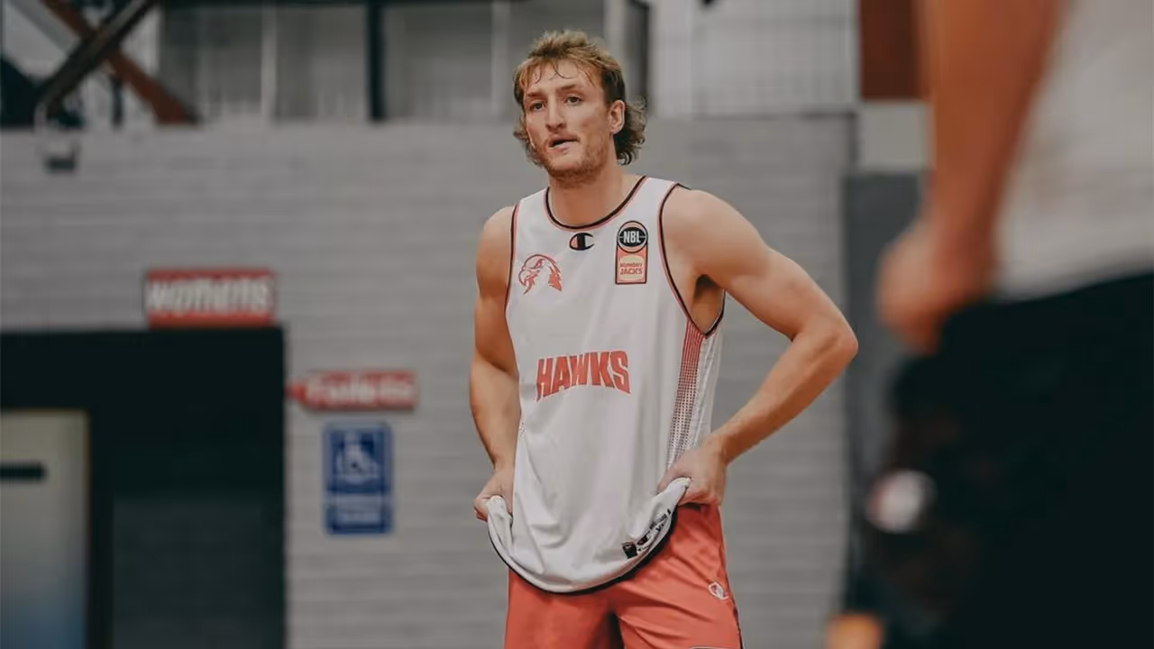 Hawks’ Daniel Grida Suffers Season Ending Knee Injury
