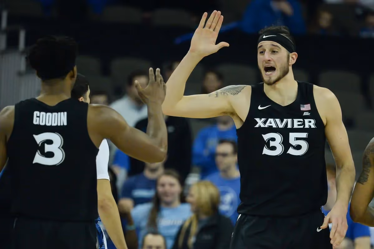 S.E Melbourne Sign US Import Zach Hankins