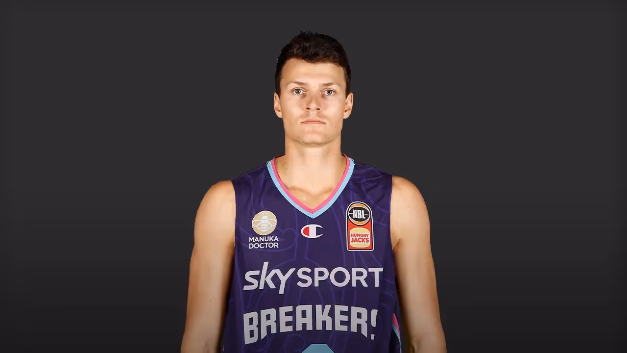 Yanni Wetzell Signs with NZ Breakers