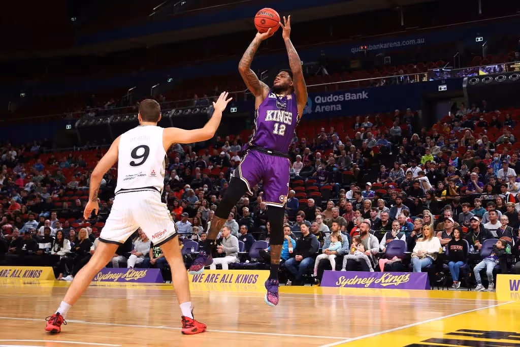 Jarell Martin Returns to Sydney for NBL22