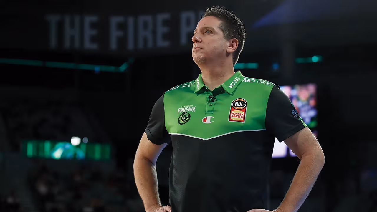 Phoenix Extend Simon Mitchell Until 2021/22 Season