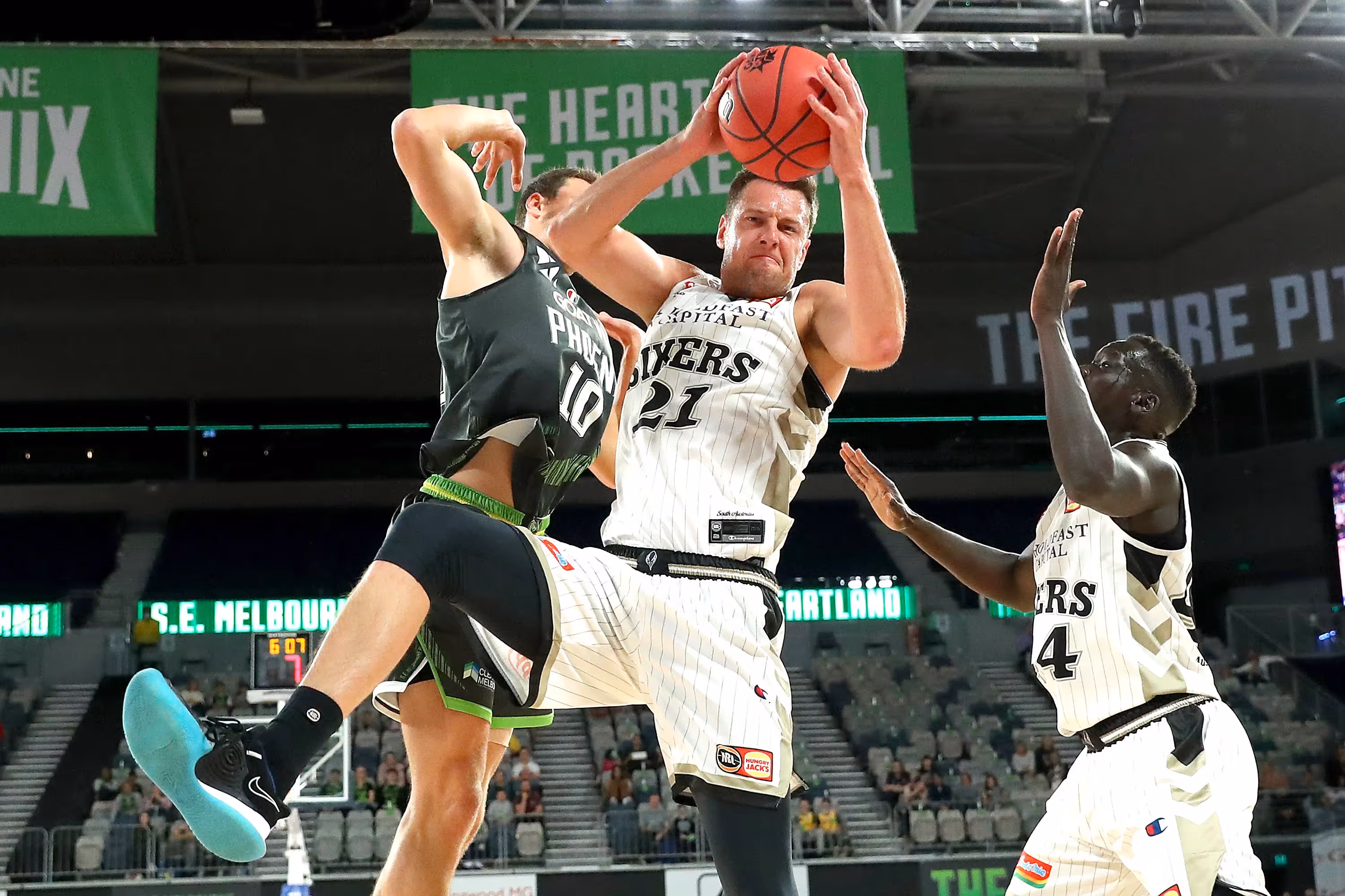 36ers impress in numbers, down flat Phoenix