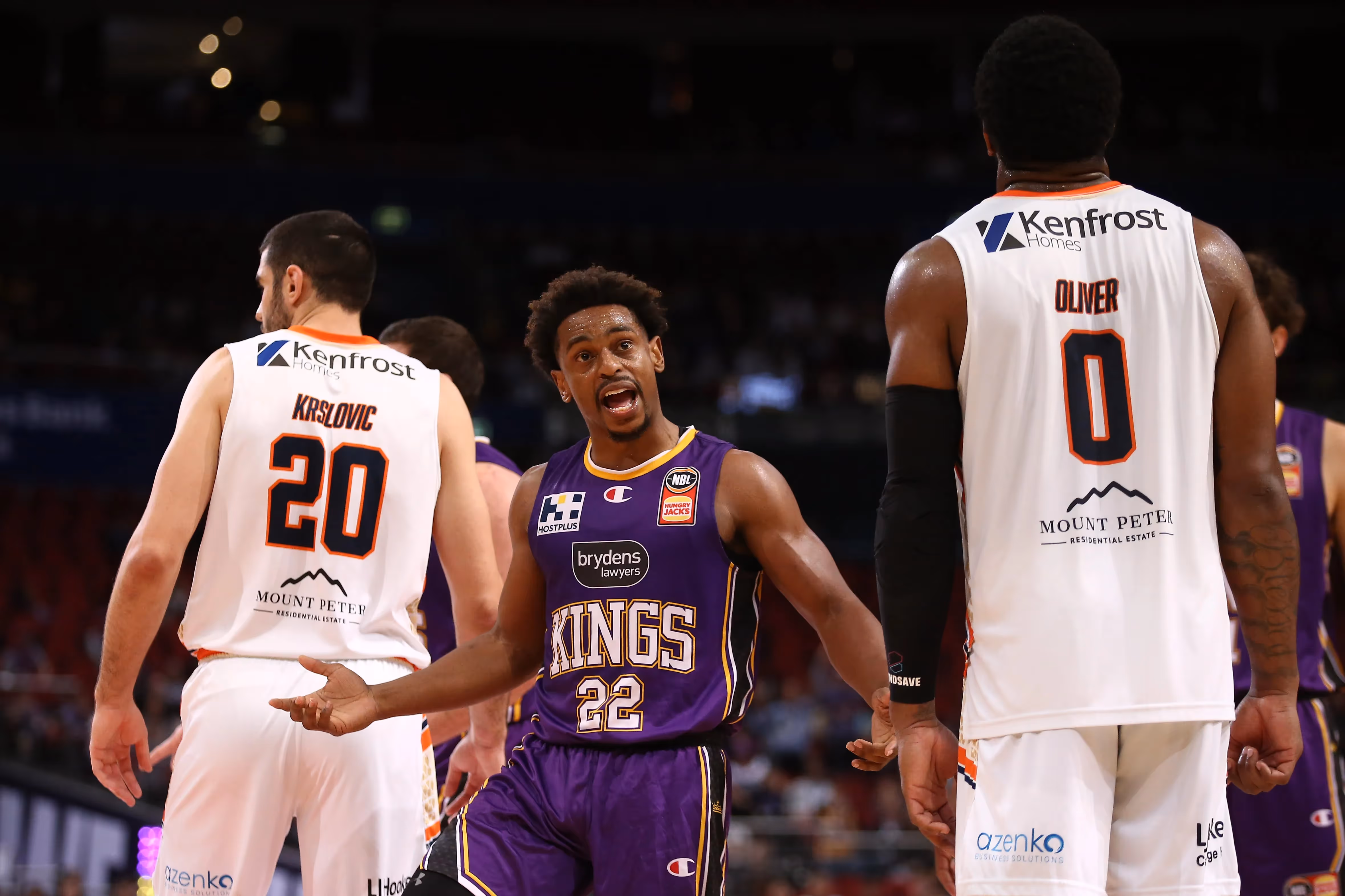 One-legged Casper the hero for Kings over Taipans