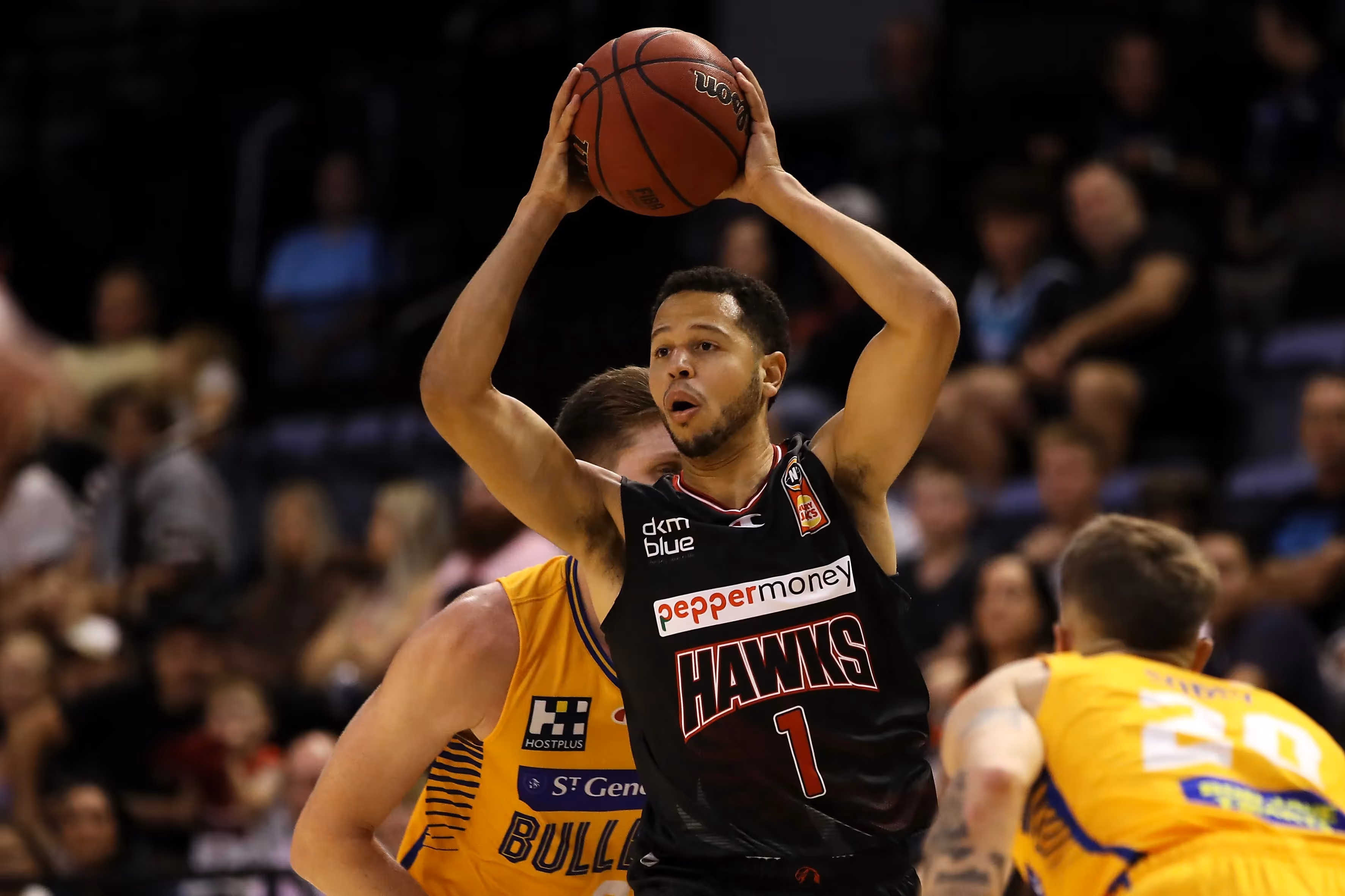 Harvey fires Hawks to first 'Gong win under Goorj