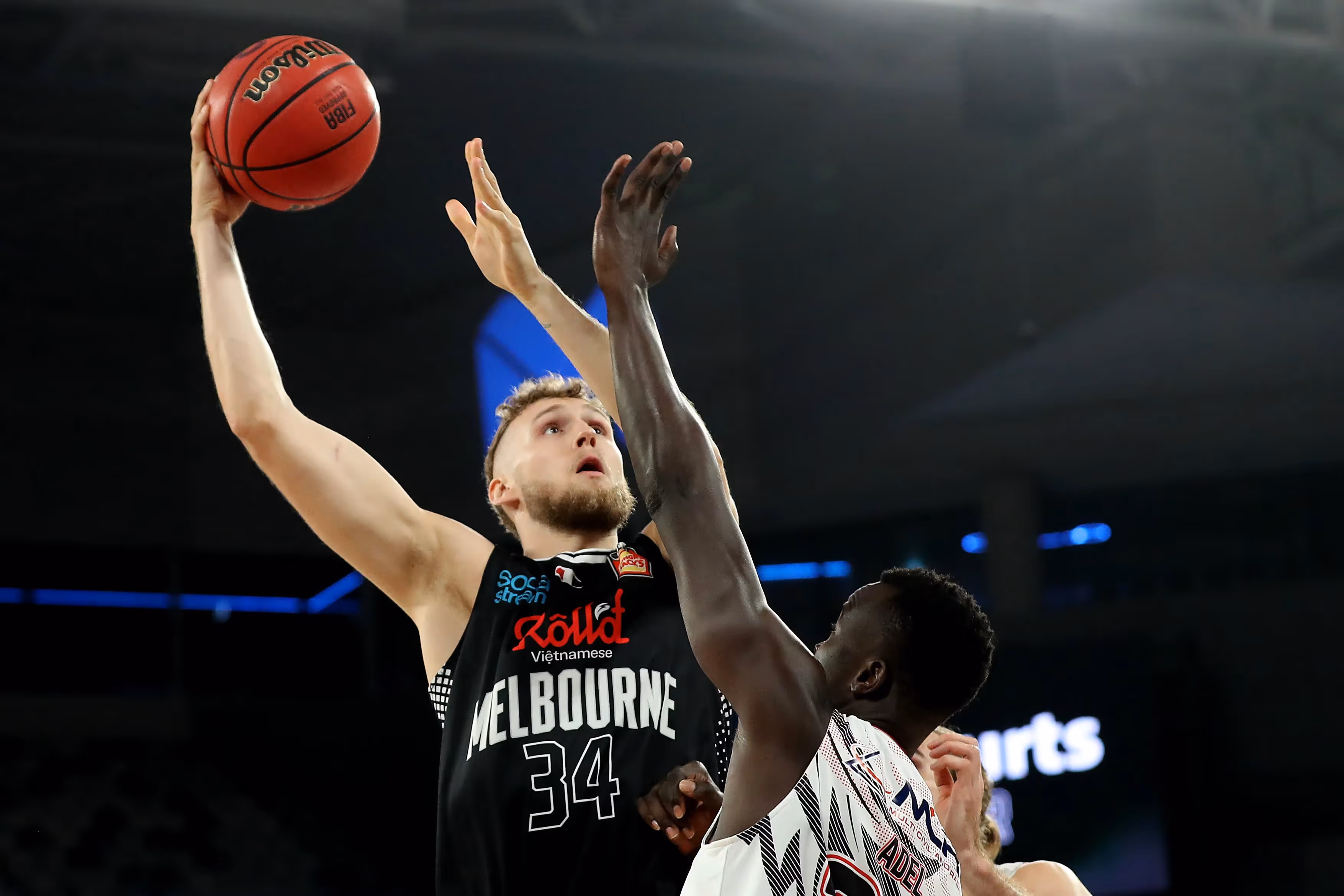 Goulding, Landale lead United back to winning circle