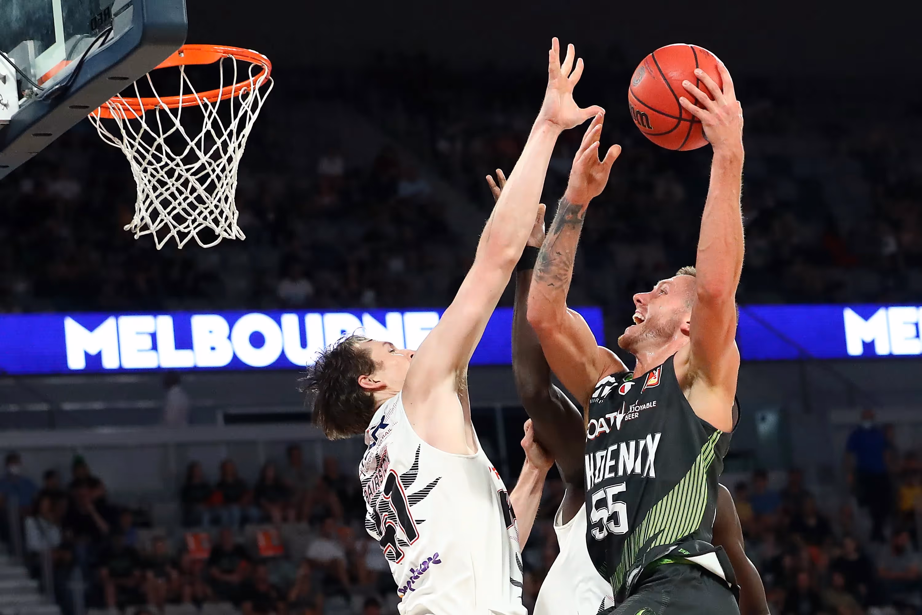 No Sykes, no worries as Phoenix fly over Hawks