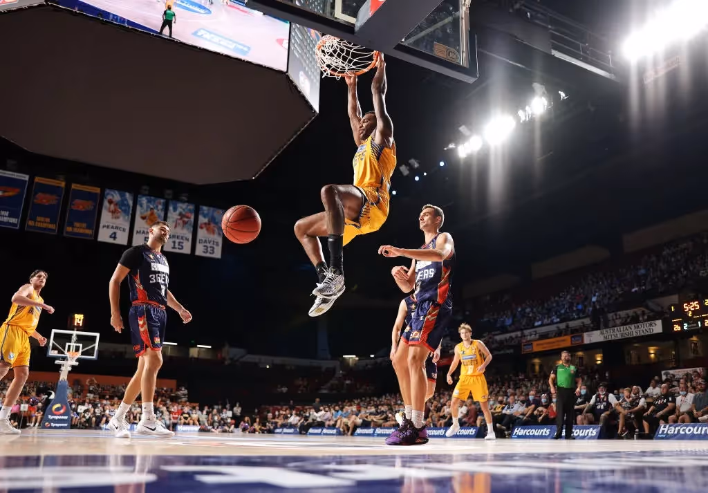 Bullets lay down the Law in style in Adelaide