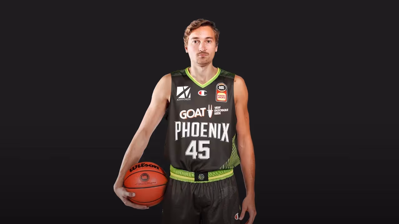 Ryan Broekhoff Signs with South East Melbourne