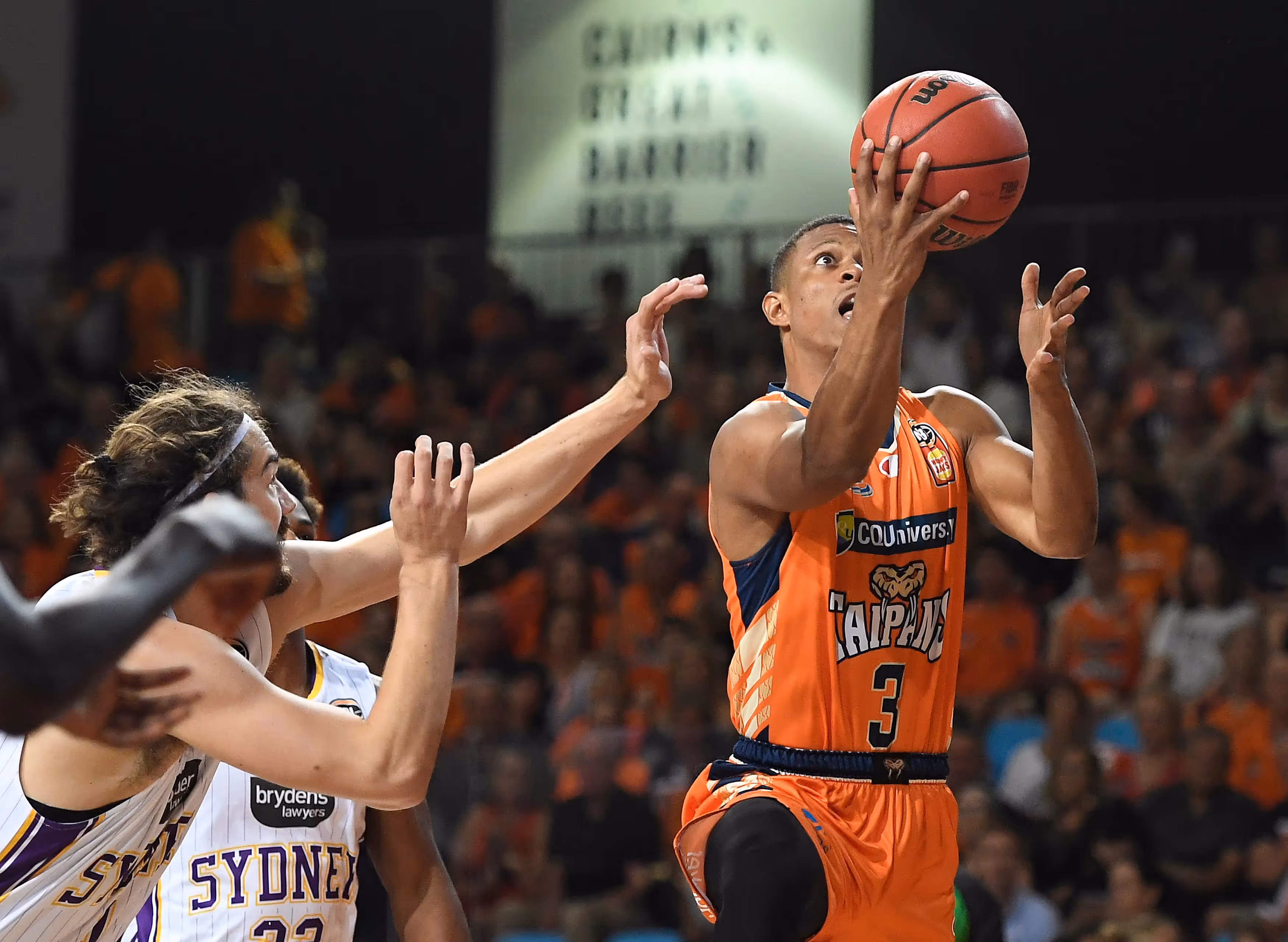Oliver, Machado inspire Taipans fightback over Kings
