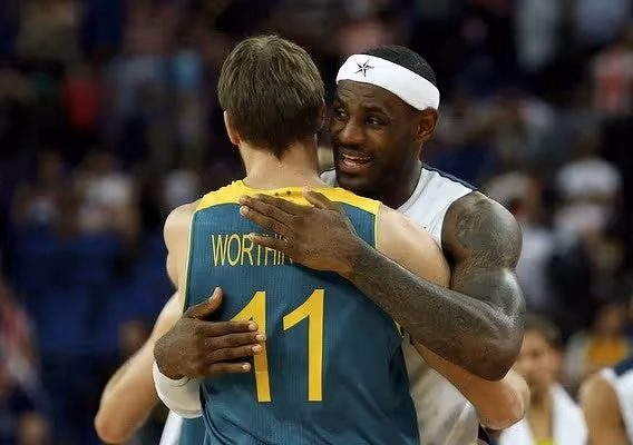 “Nice Shoes”: Wortho Recalls Battling LeBron