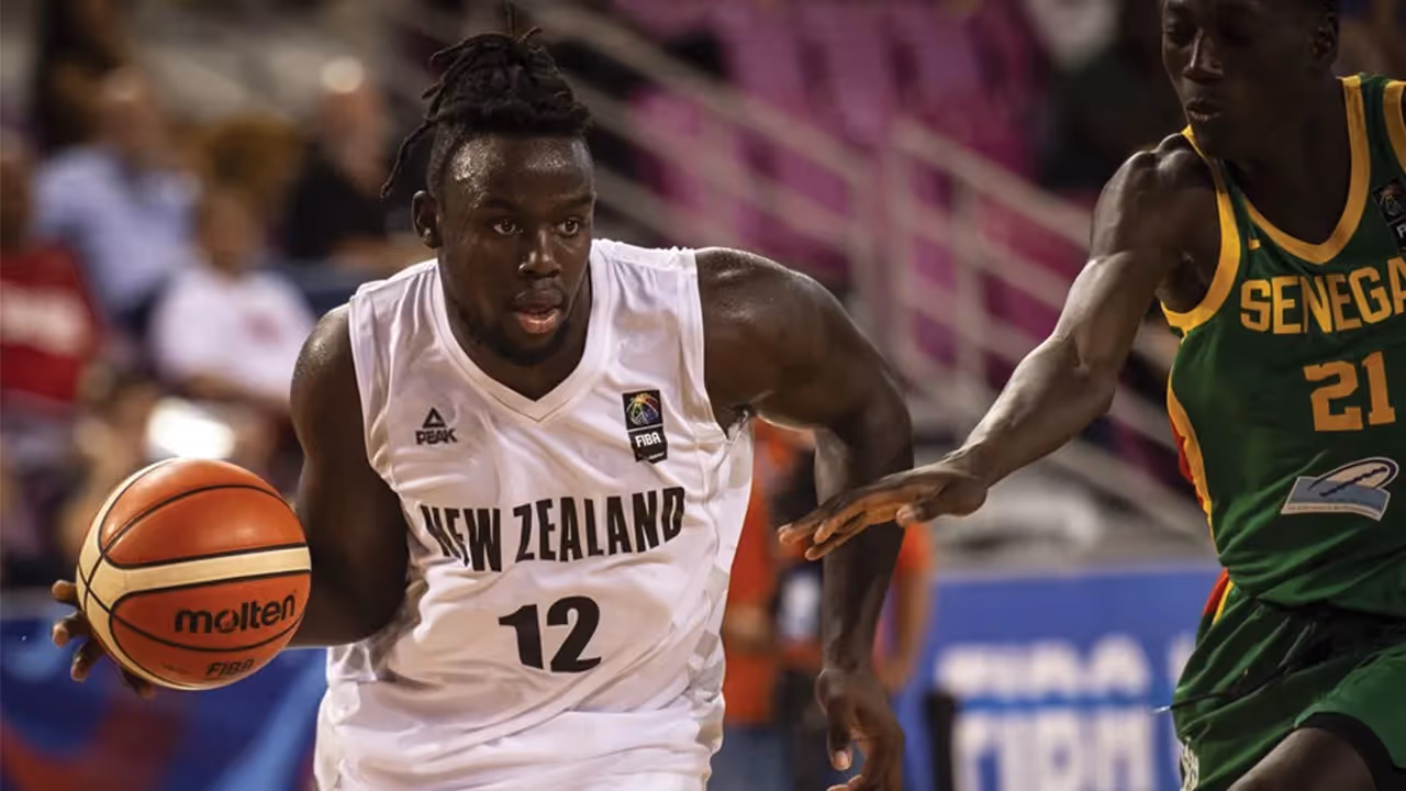 Free Agency Analysis: Max Darling to The Hawks