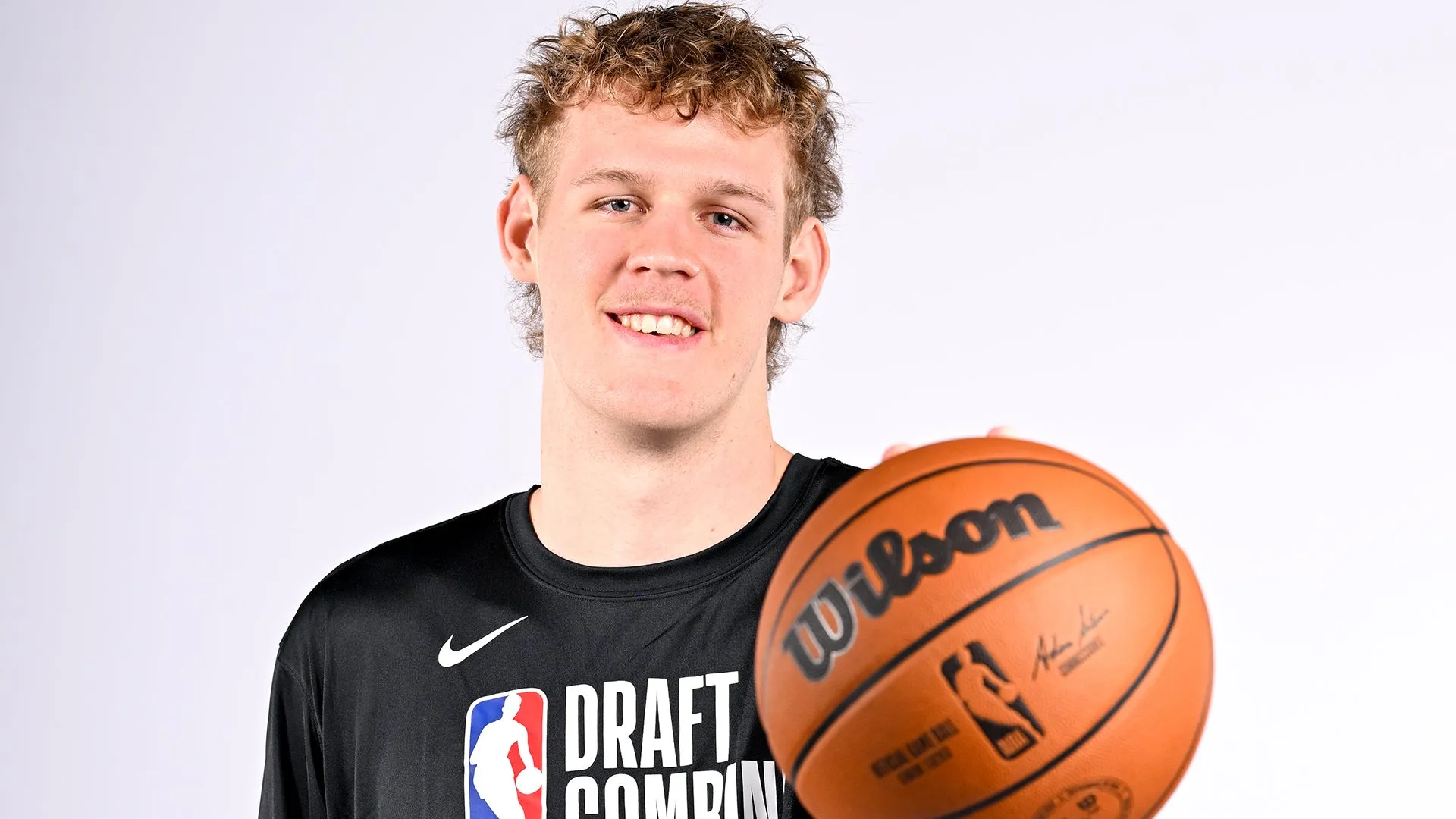 Reaching for the Stars: Zikarsky wows at Combine