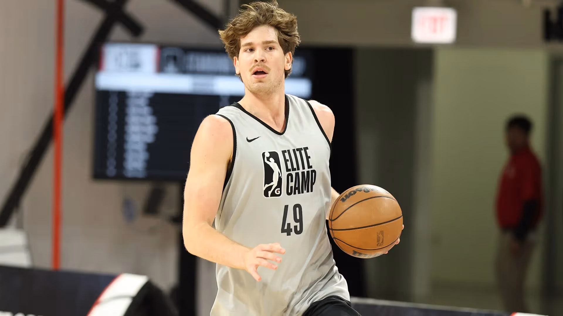 Built for the big time: Hawks champion turning heads