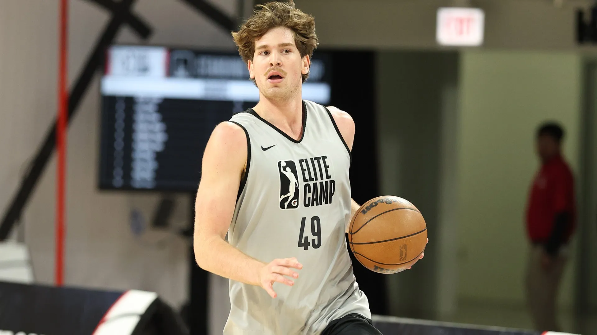 Built for the big time: Hawks champion turning heads