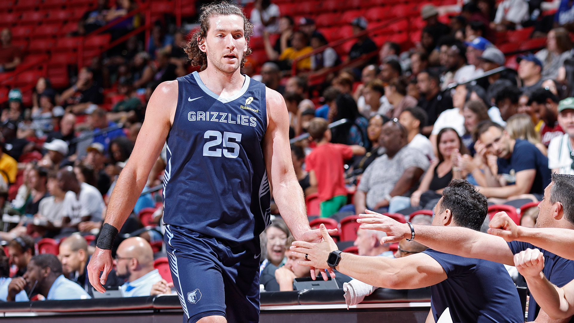 Magnay makes his move in Summer League finale