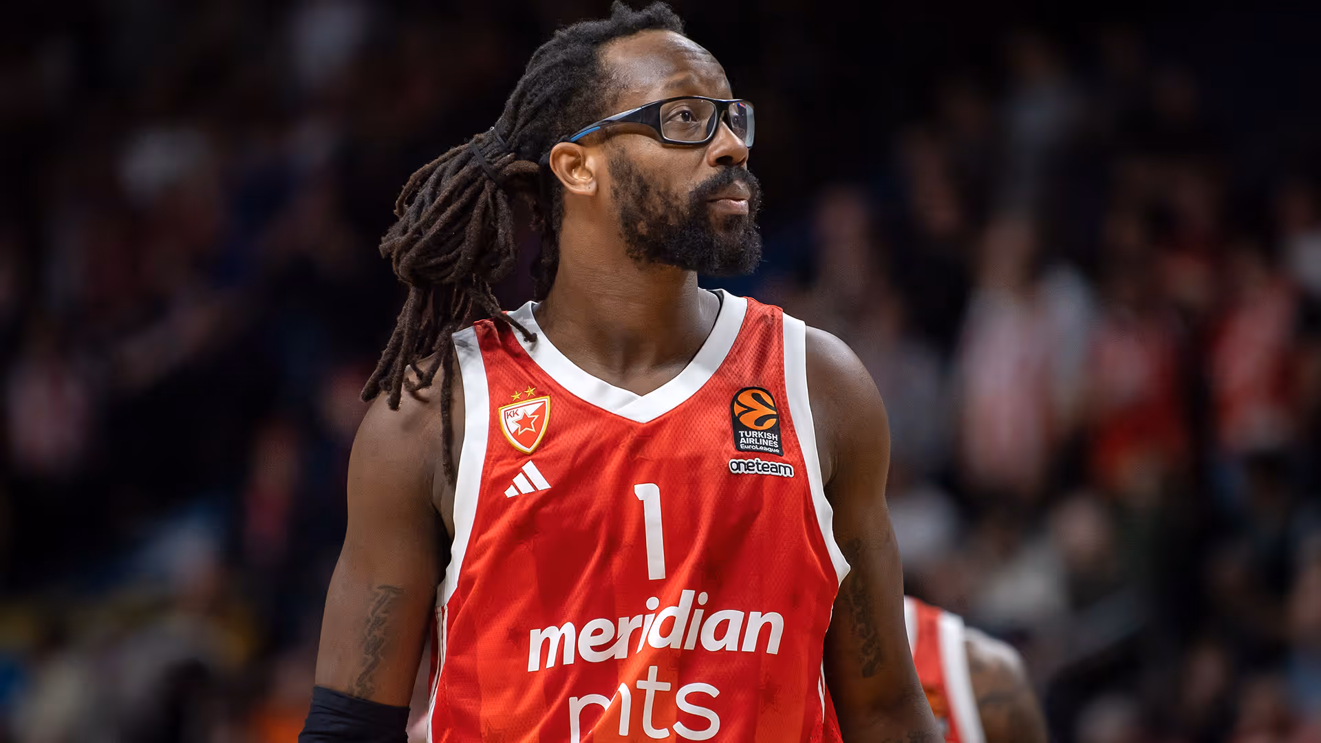REPORT: Phoenix add defensive anchor