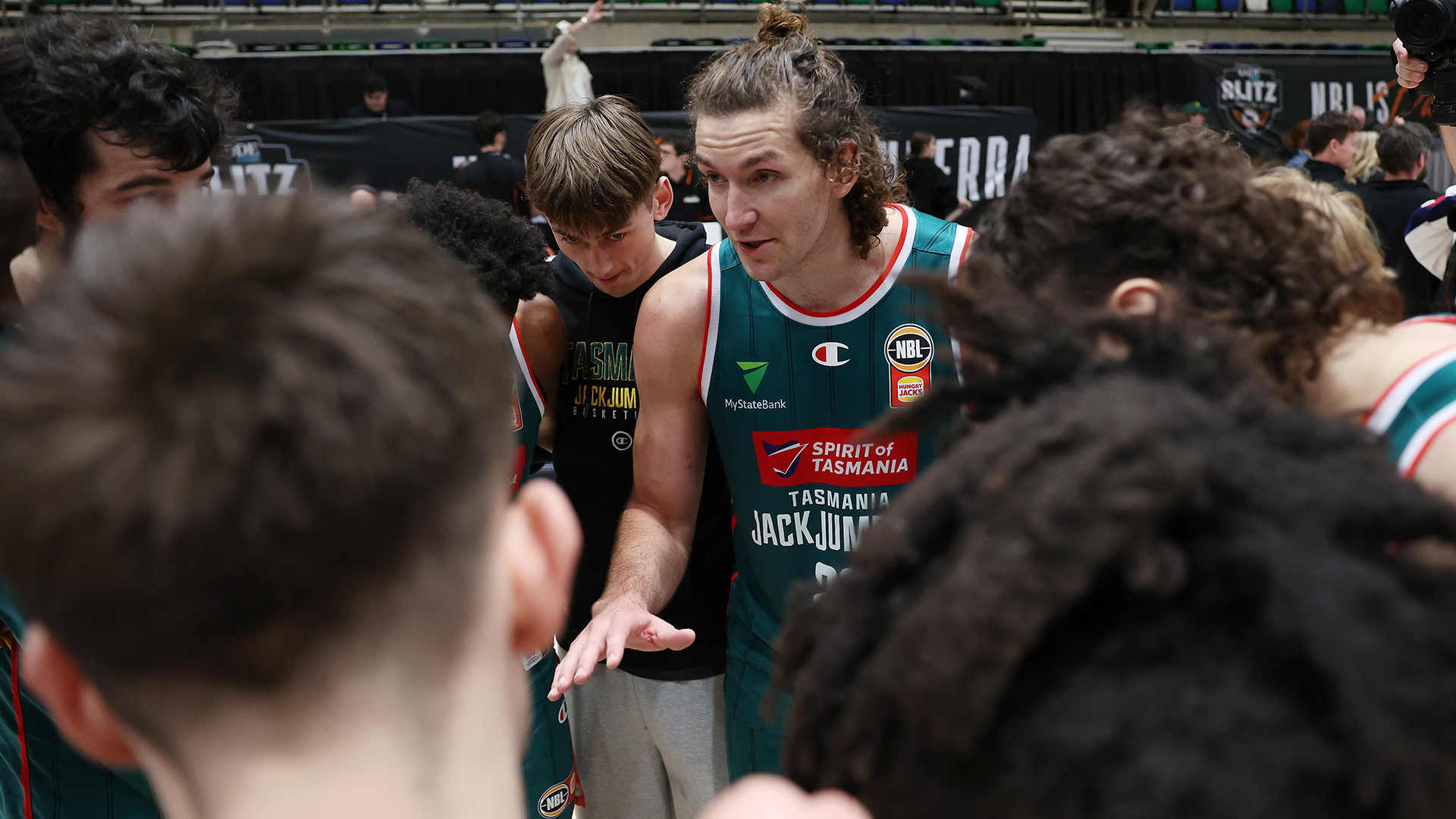 JackJumpers hold out 36ers in thriller
