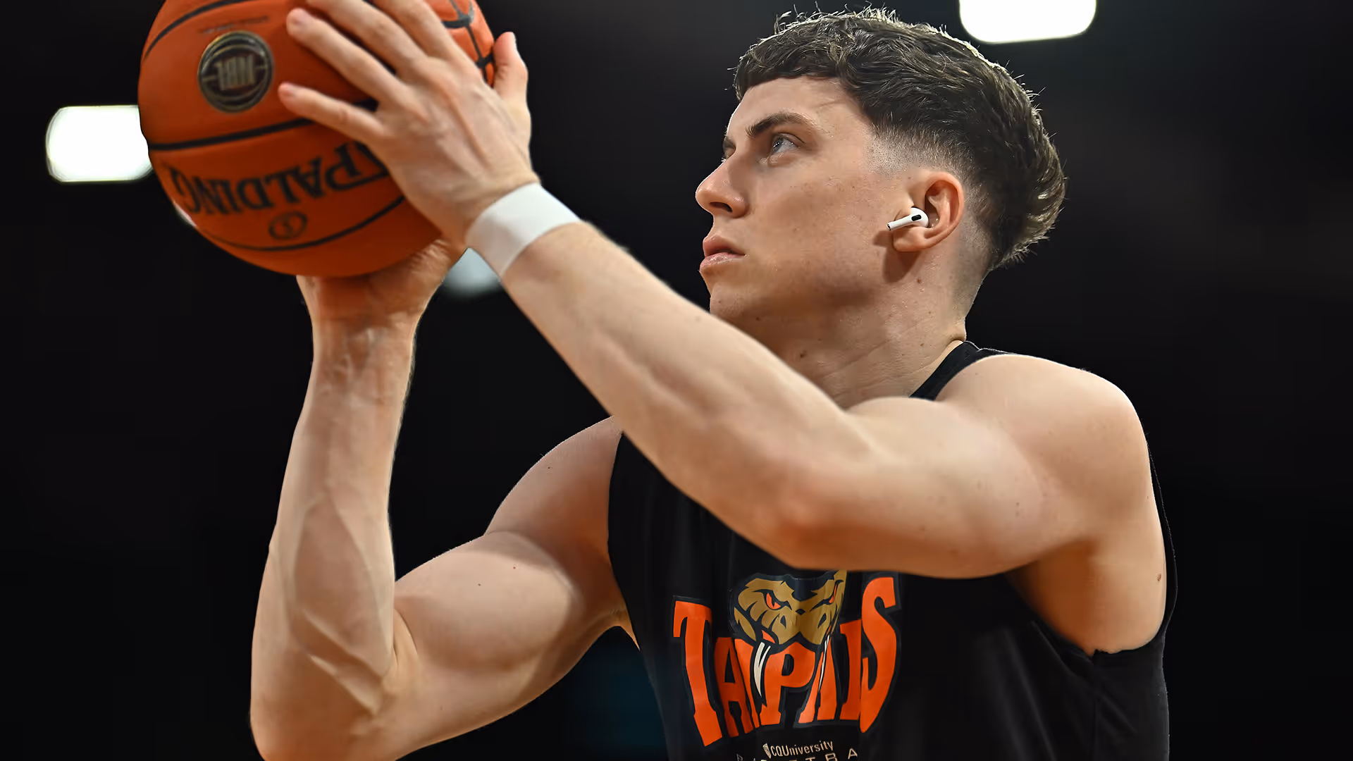 NBL champions sign sharpshooter