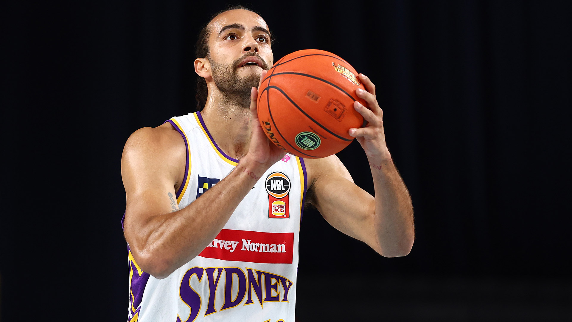 Sydney hits back in dominant fashion