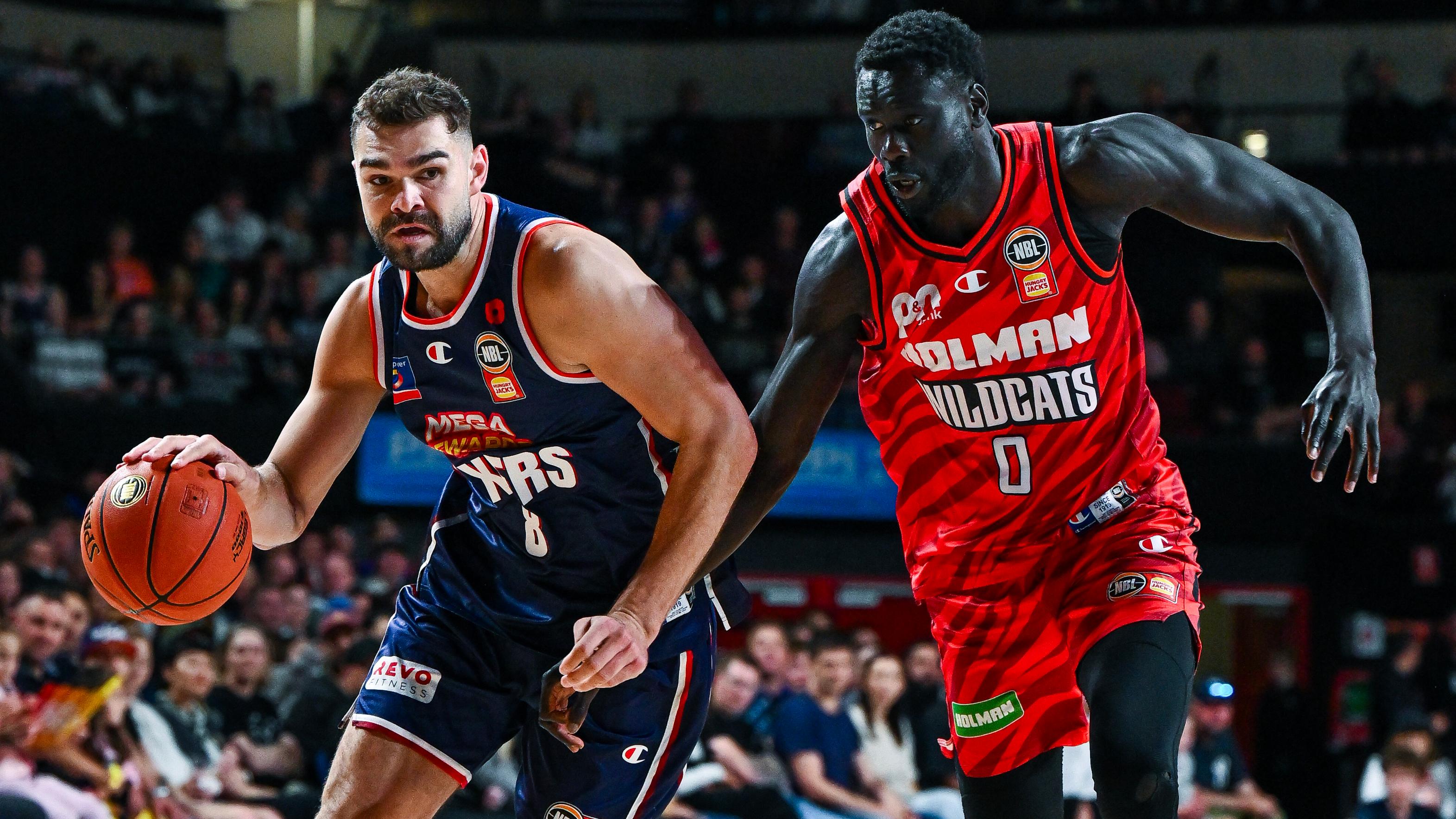 "We have the best three bigs in the league": Wells