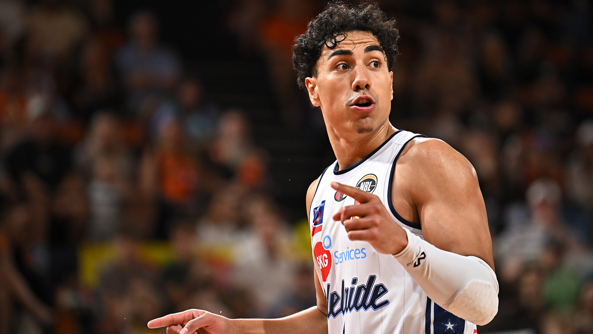 Wells praises guard's heroics