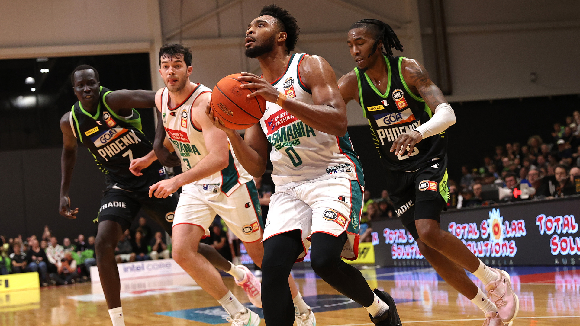 JackJumpers take charge to beat Phoenix