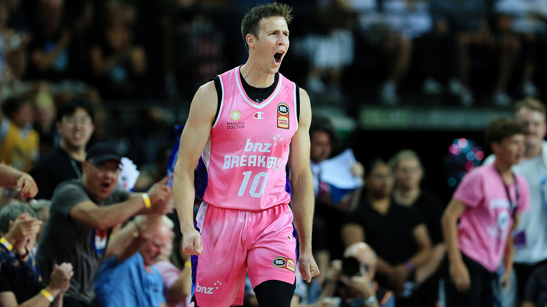 Breakers legend earns ultimate honour