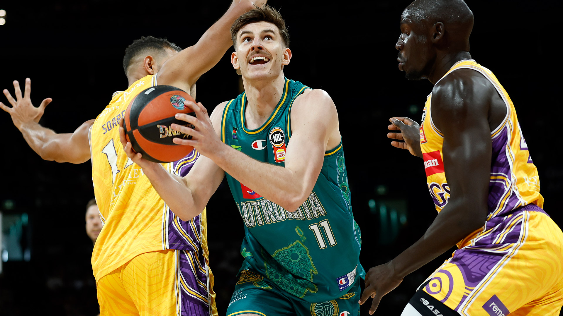 "Glue guy" holds JackJumpers together